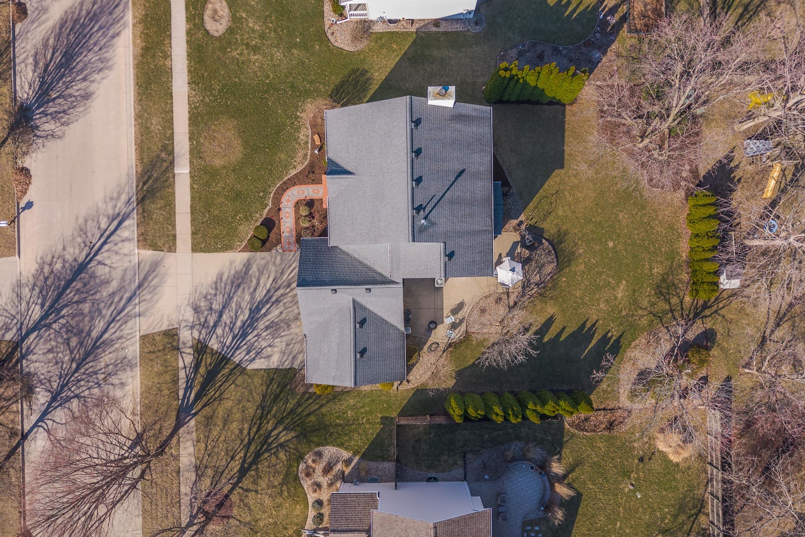 3304 Barrington Road, Bloomington, IL 61704