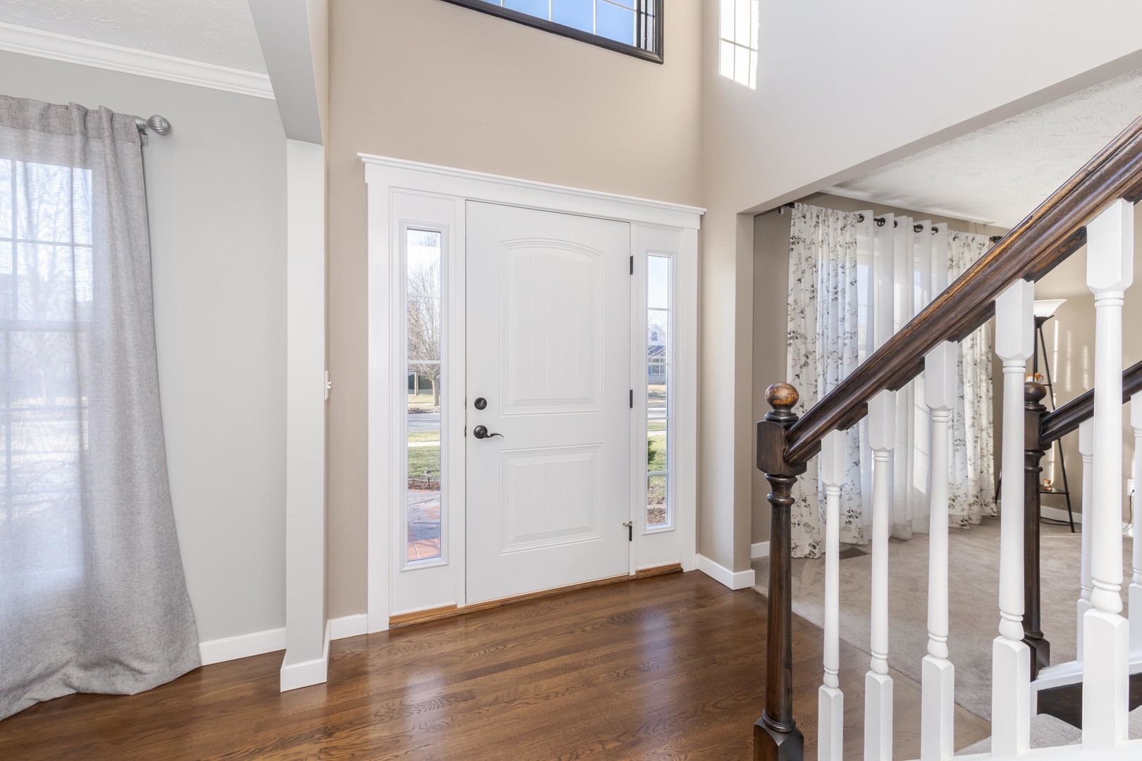 3304 Barrington Road, Bloomington, IL 61704