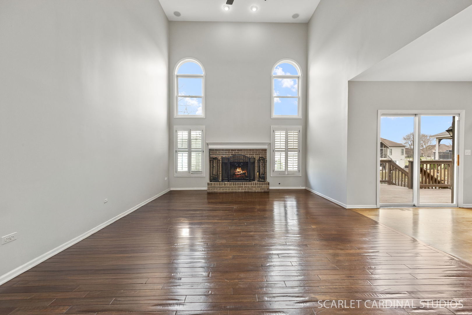 208 Amherst Court, Oswego, IL 60543