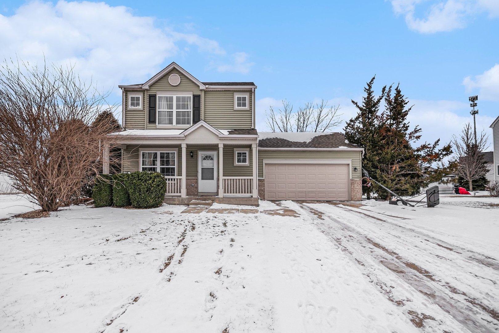 1137 S Wabena Avenue, Minooka, IL 60447