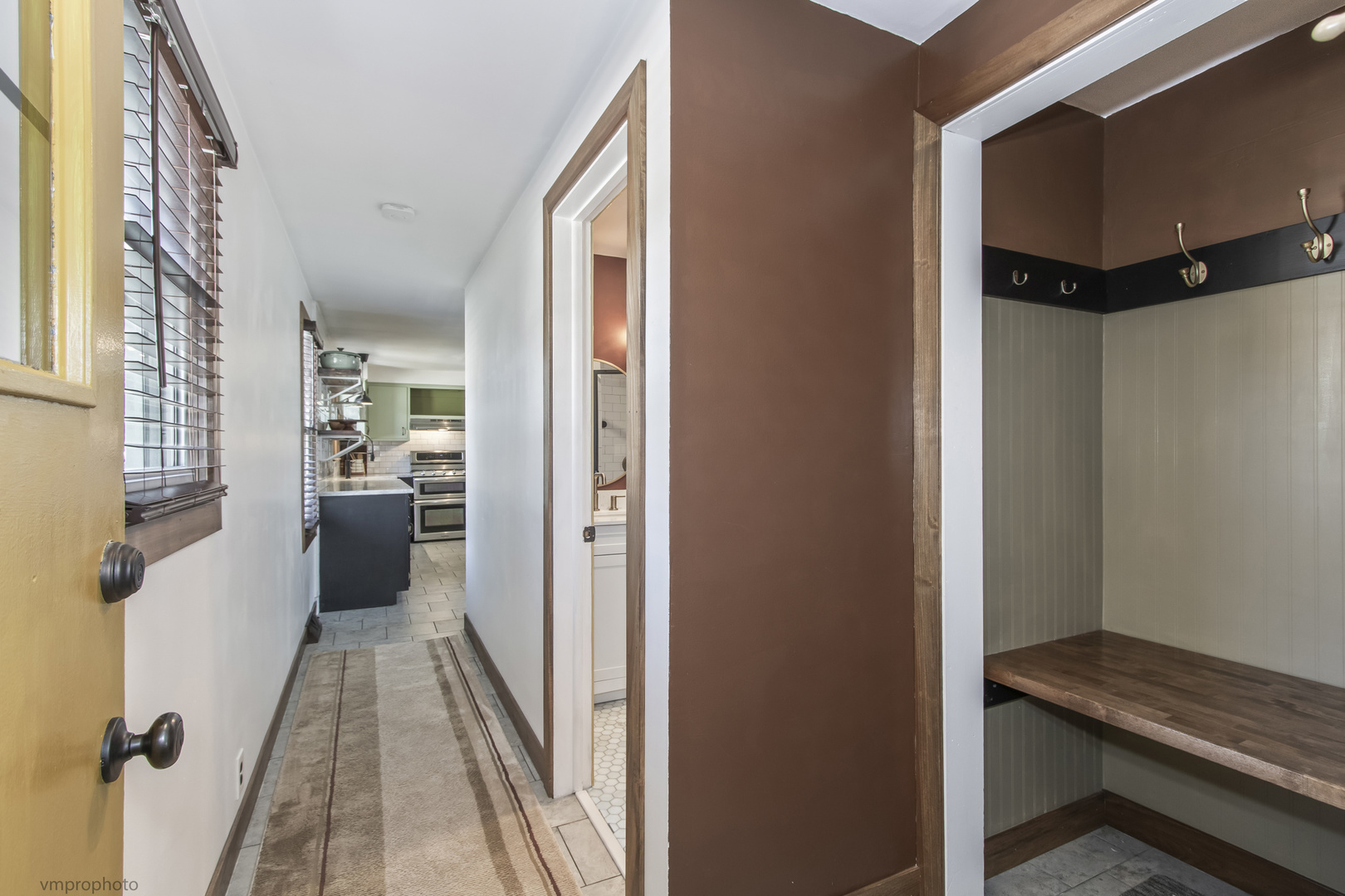 632 ILLINOIS Street, Geneva, IL 60134