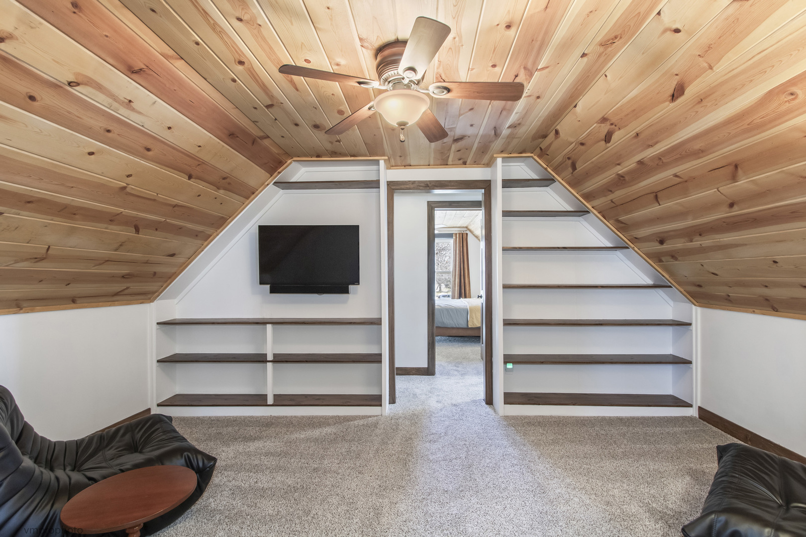 632 ILLINOIS Street, Geneva, IL 60134