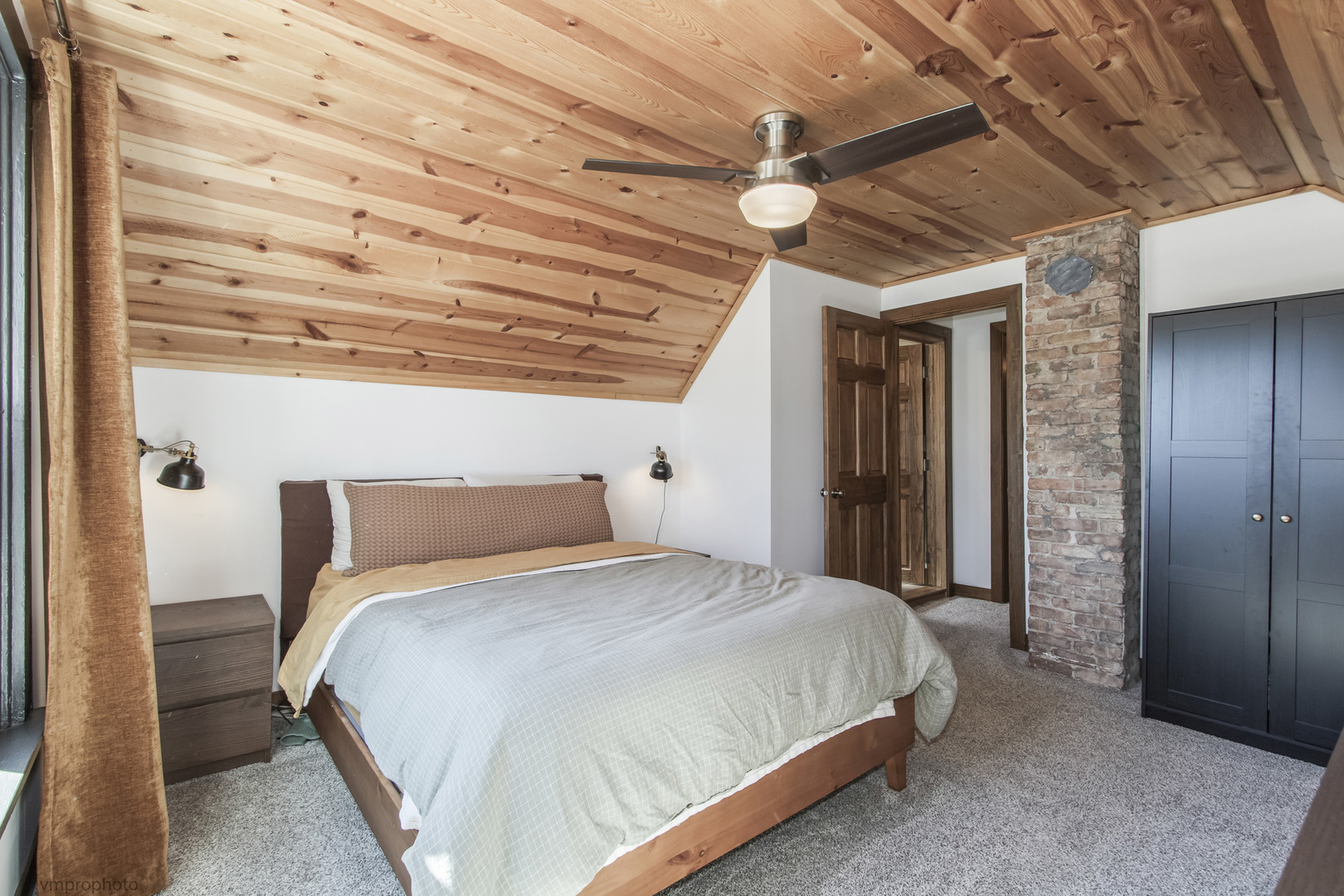 632 ILLINOIS Street, Geneva, IL 60134