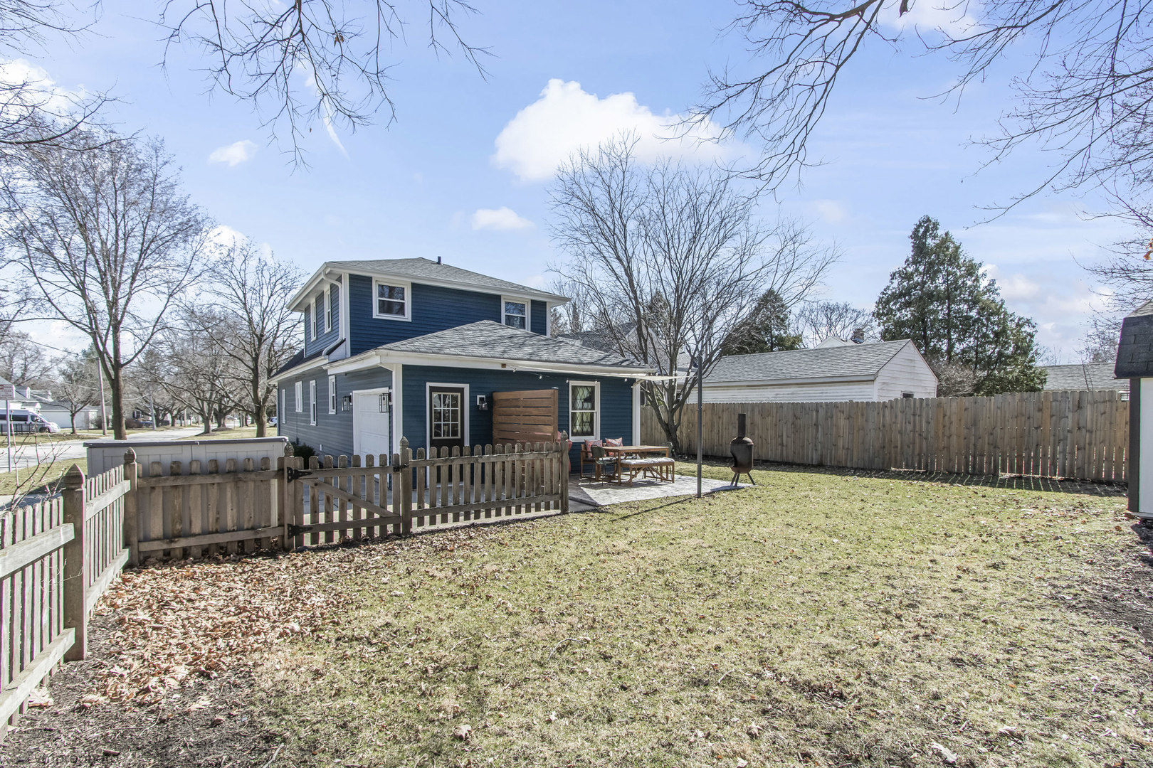 632 ILLINOIS Street, Geneva, IL 60134