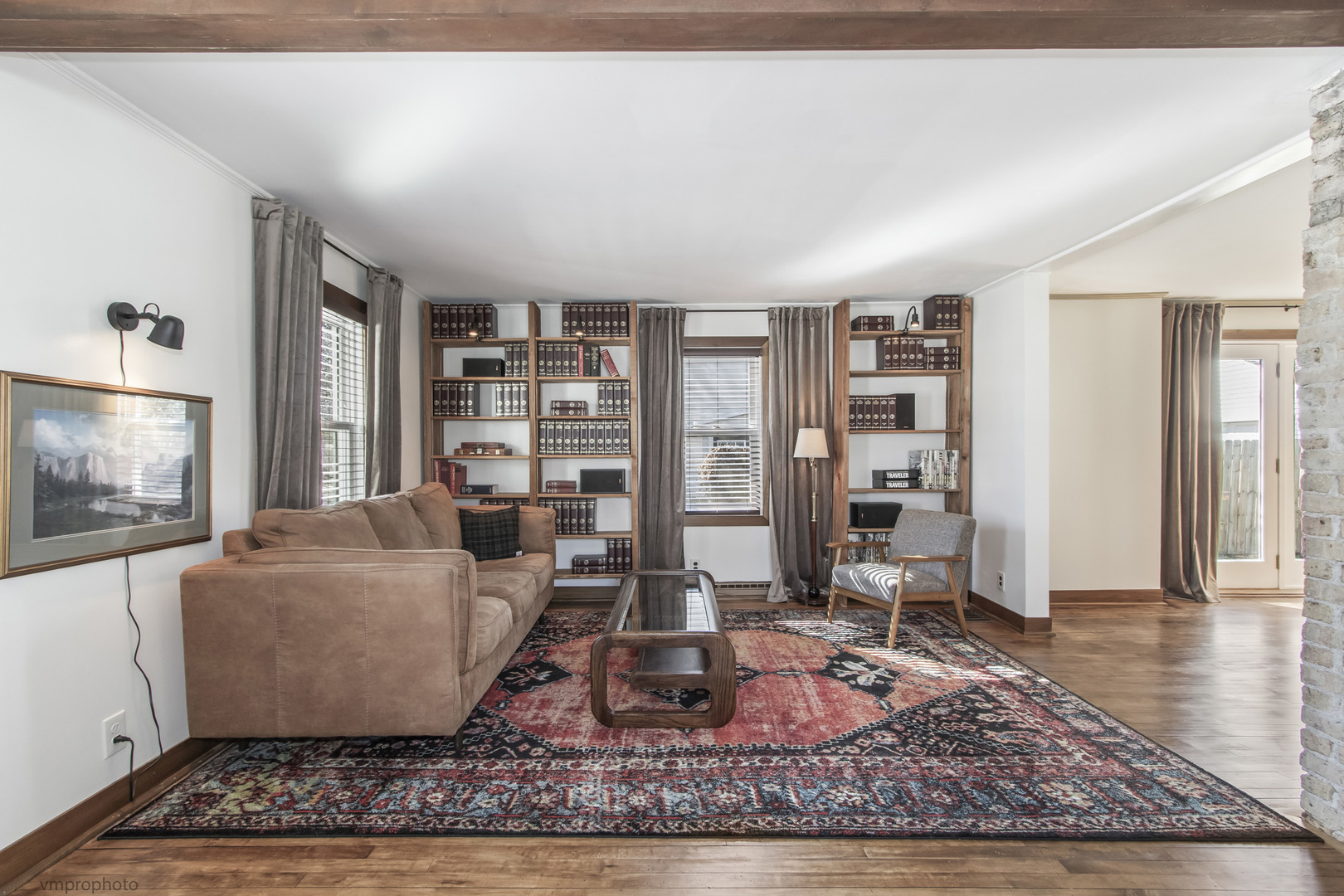 632 ILLINOIS Street, Geneva, IL 60134