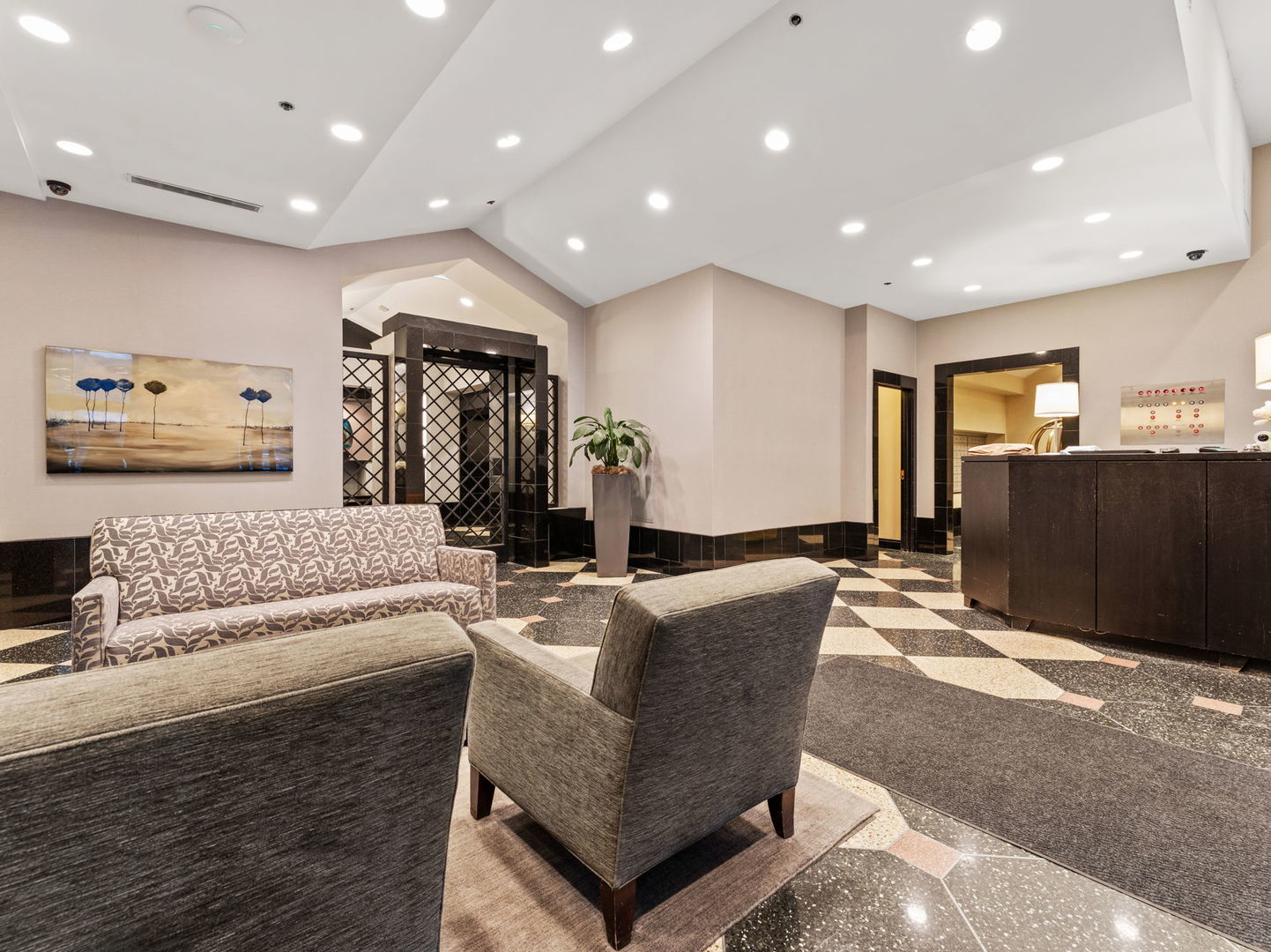 111 W Maple Street #1401, Chicago, IL 60610