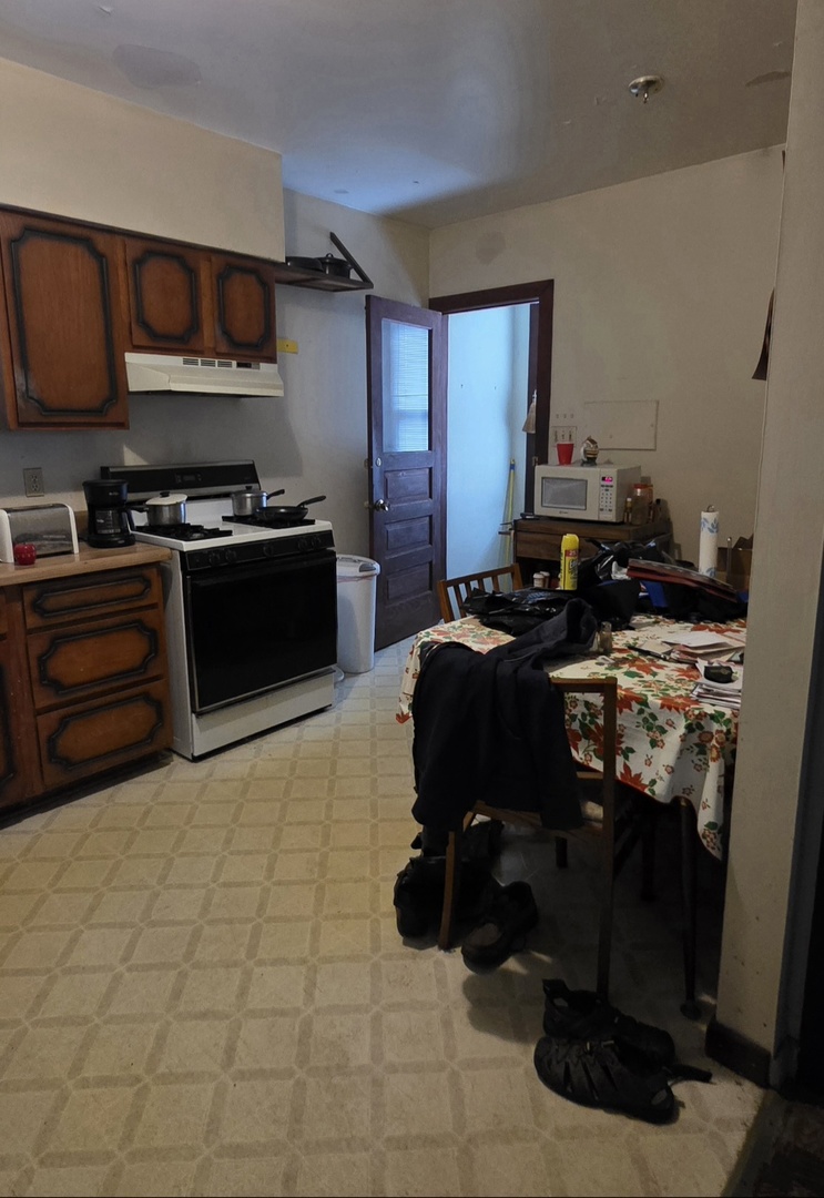 15007 S Illinois Street, Plainfield, IL 60544