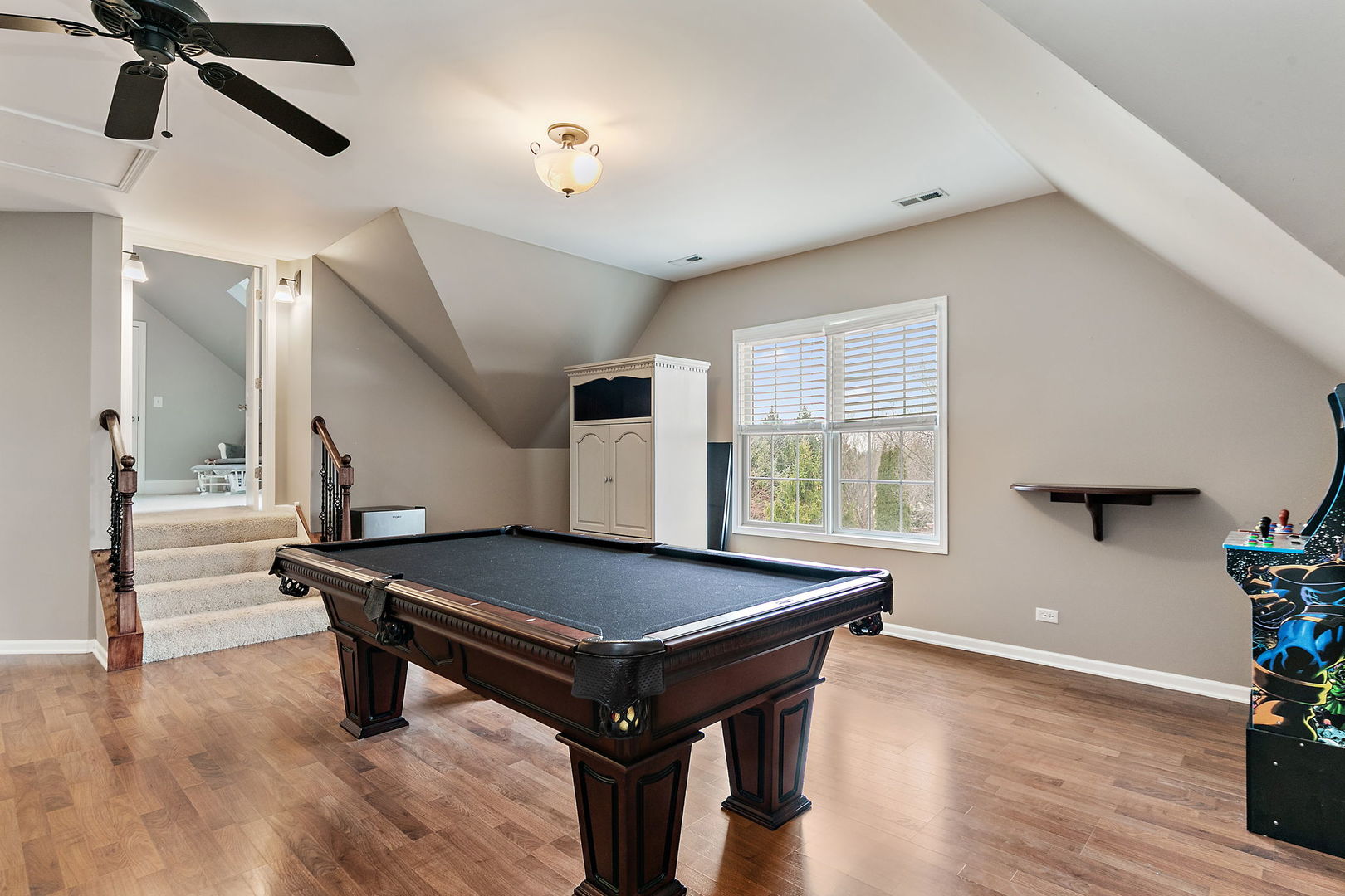 1211 Coyote Trail, Hampshire, IL 60140