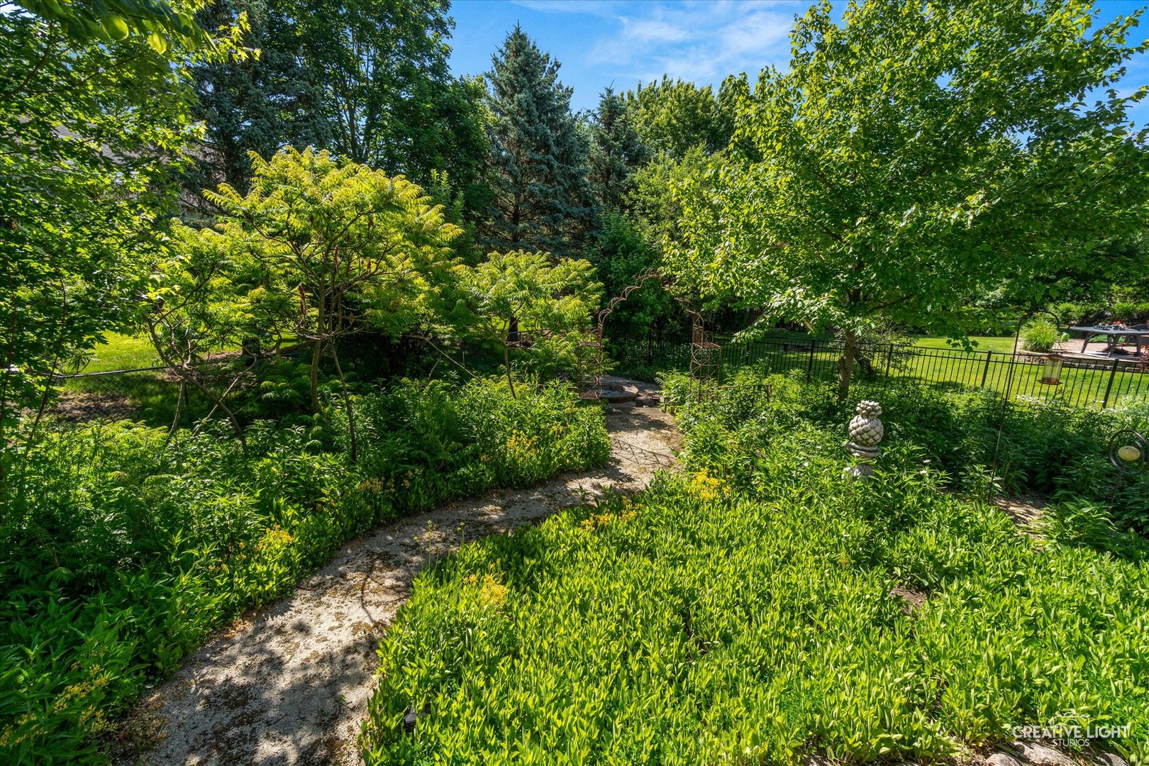 158 Edgewater Lane, Sugar Grove, IL 60554