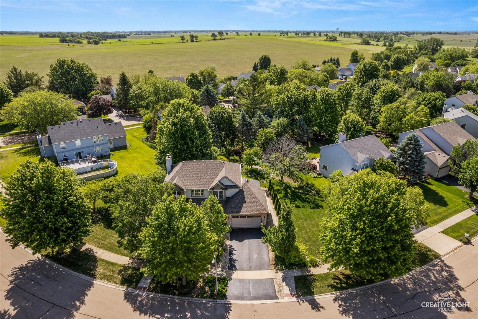 158 Edgewater Lane, Sugar Grove, IL 60554