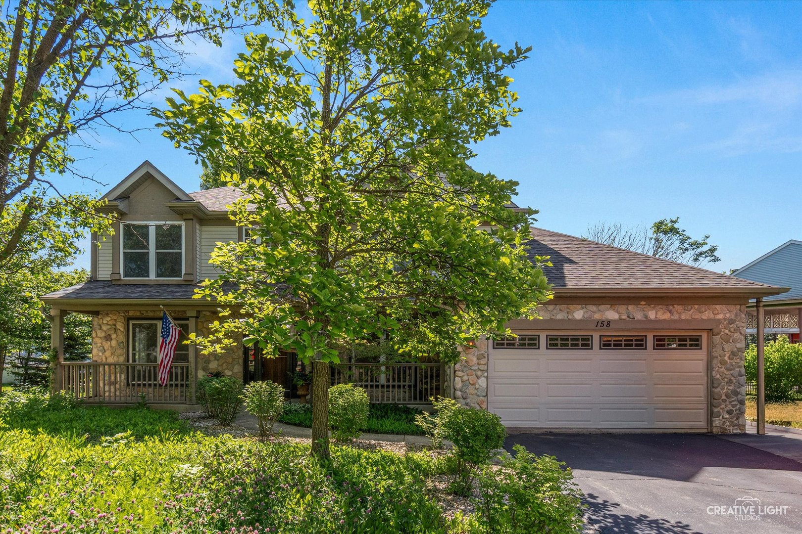 158 Edgewater Lane, Sugar Grove, IL 60554