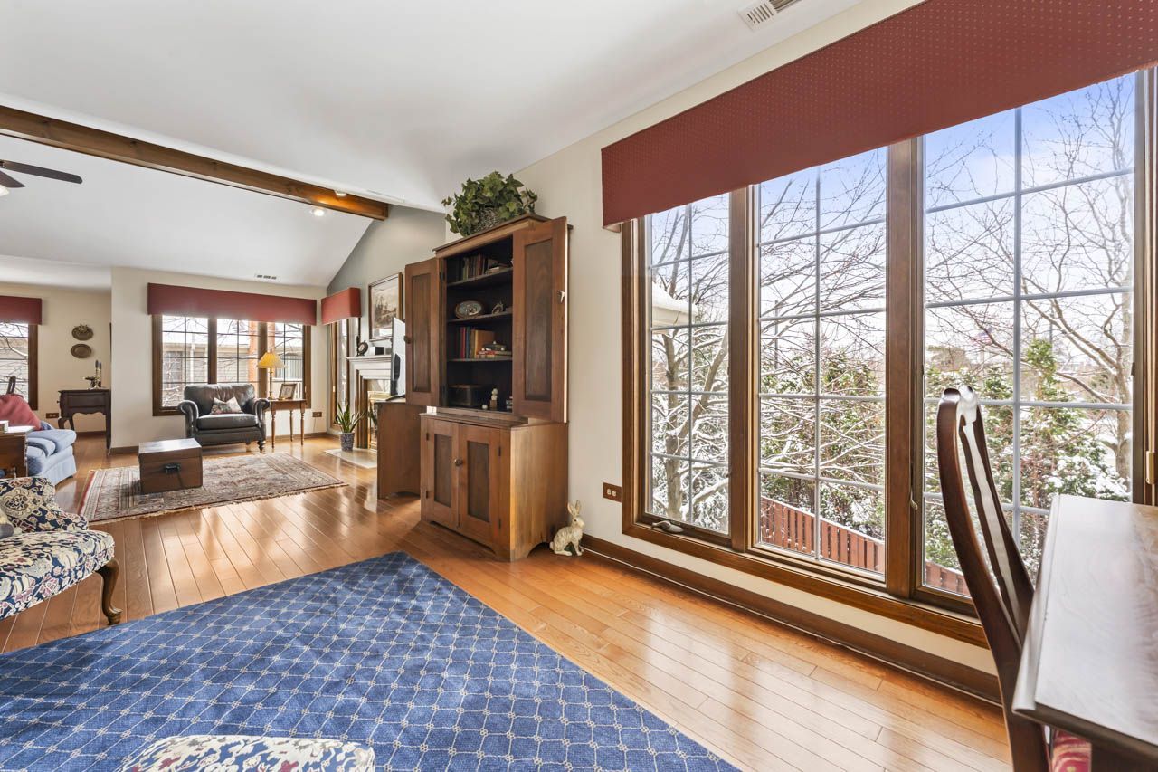 219 Village Drive #219, Mount Prospect, IL 60056