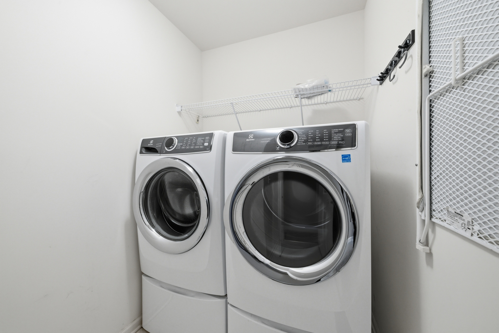 2376 FOXMOOR Lane, Aurora, IL 60502