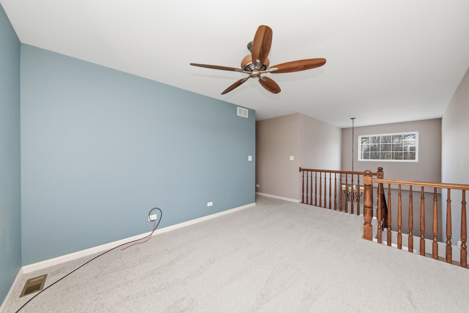 2376 FOXMOOR Lane, Aurora, IL 60502