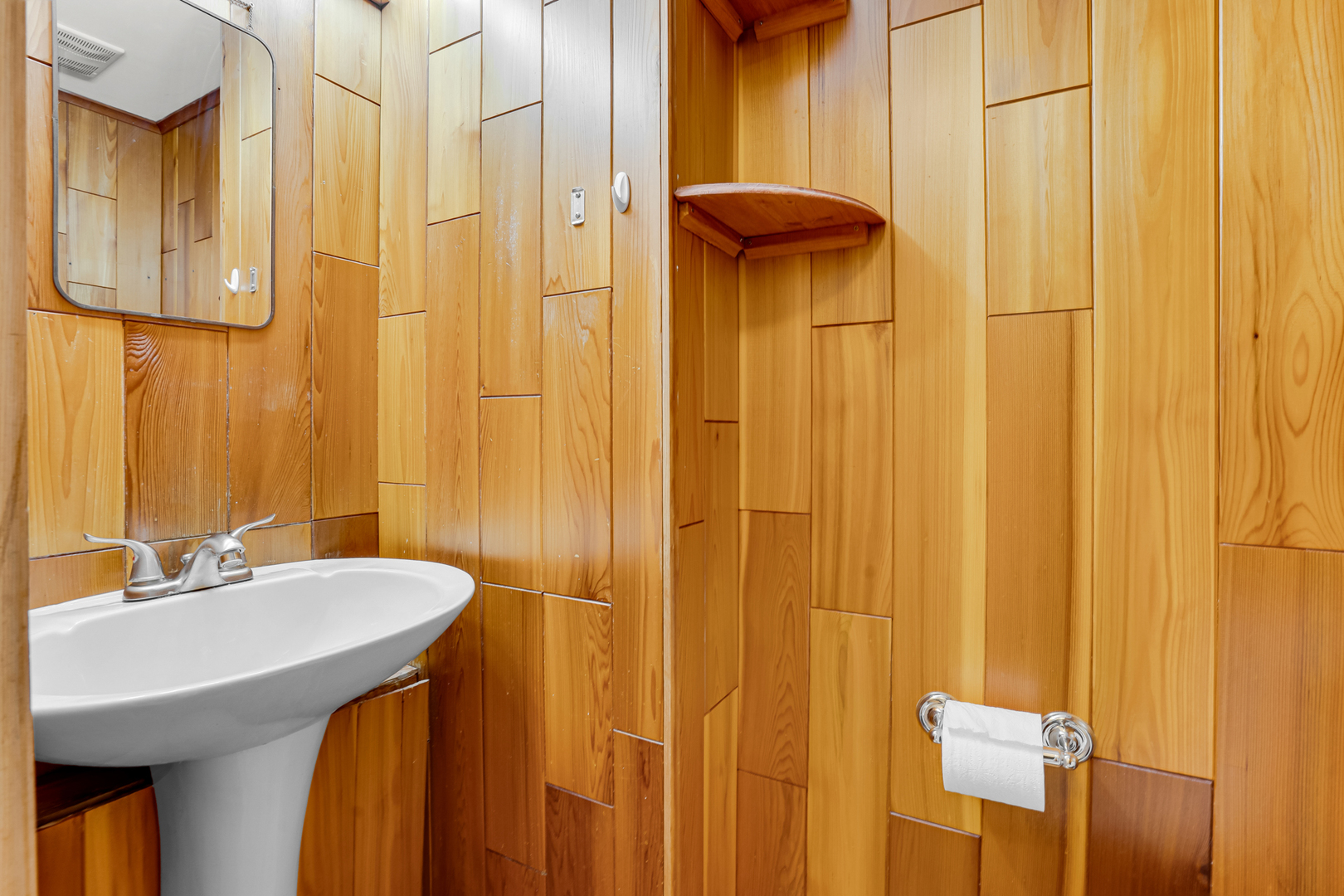 1120 Mount Vernon Court #C, Wheaton, IL 60189