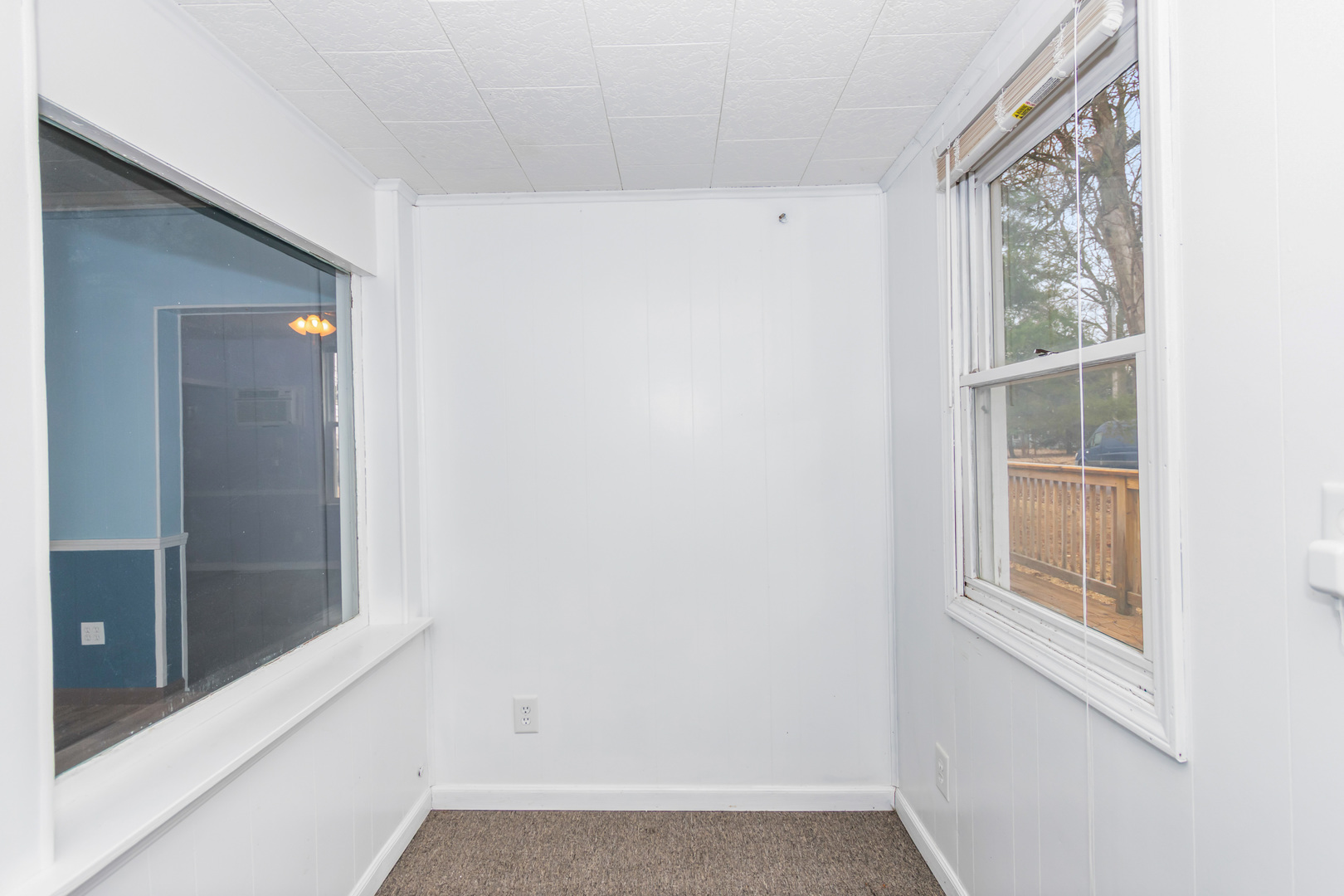 102 S Eastern Avenue, Minier, IL 61759