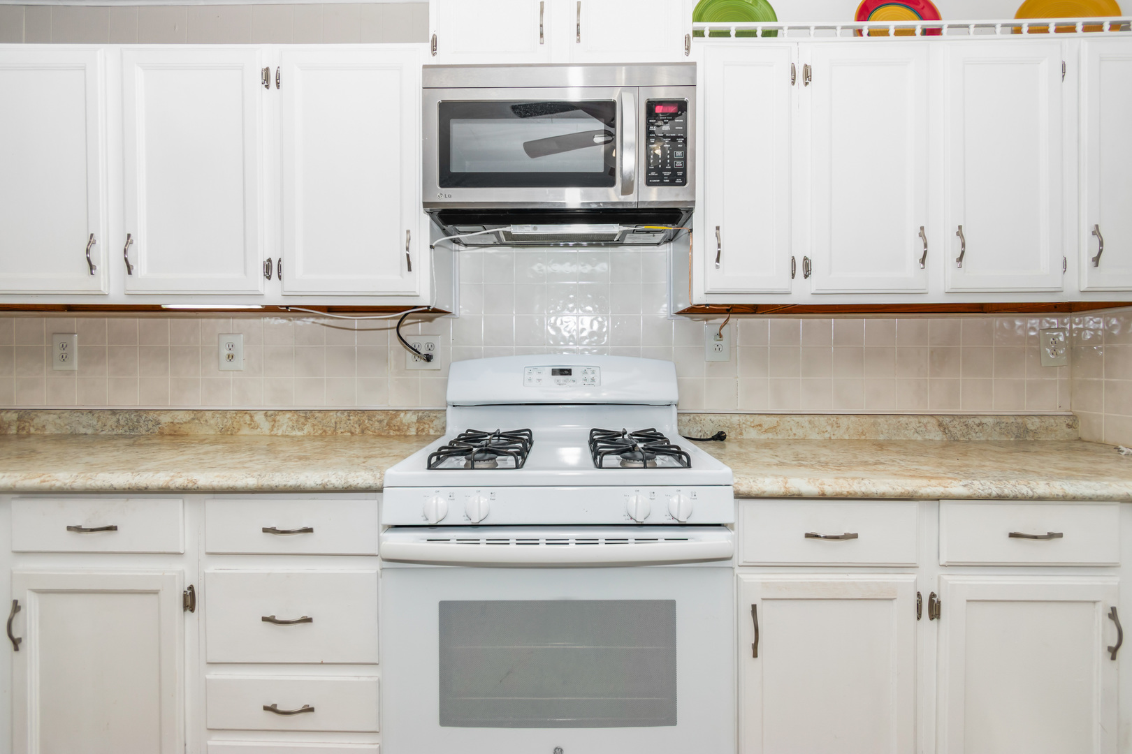 102 S Eastern Avenue, Minier, IL 61759