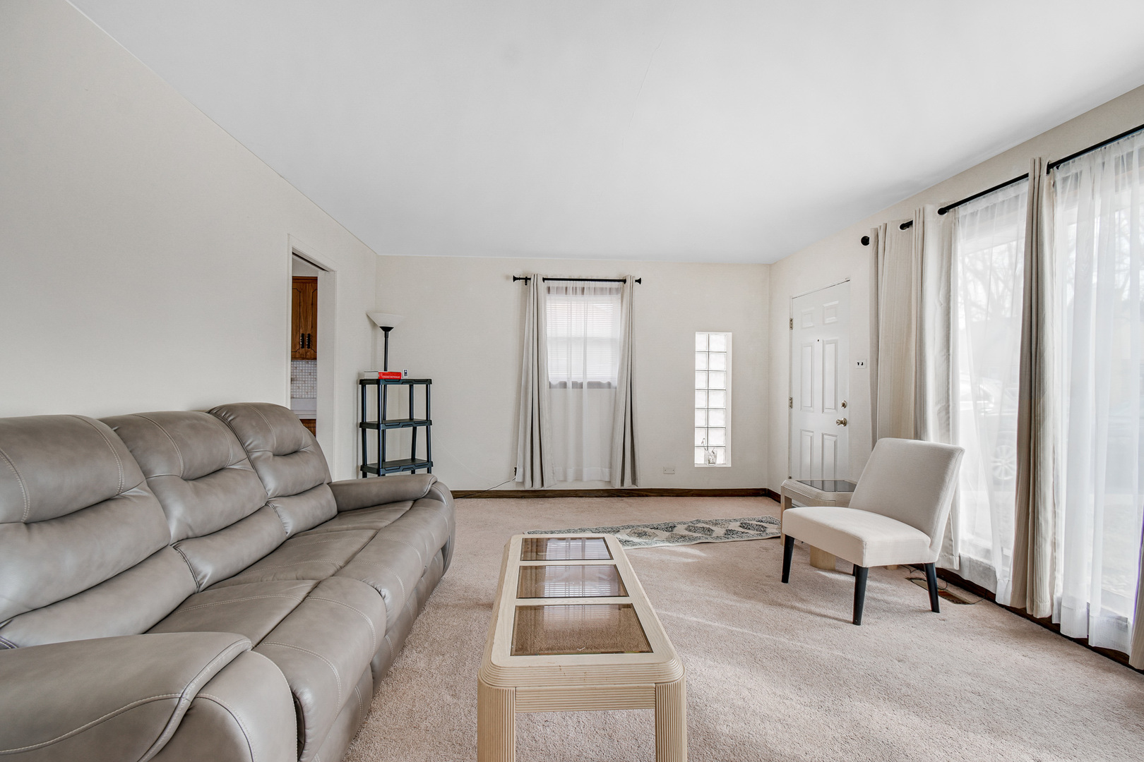 686 E 155th Street, South Holland, IL 60473