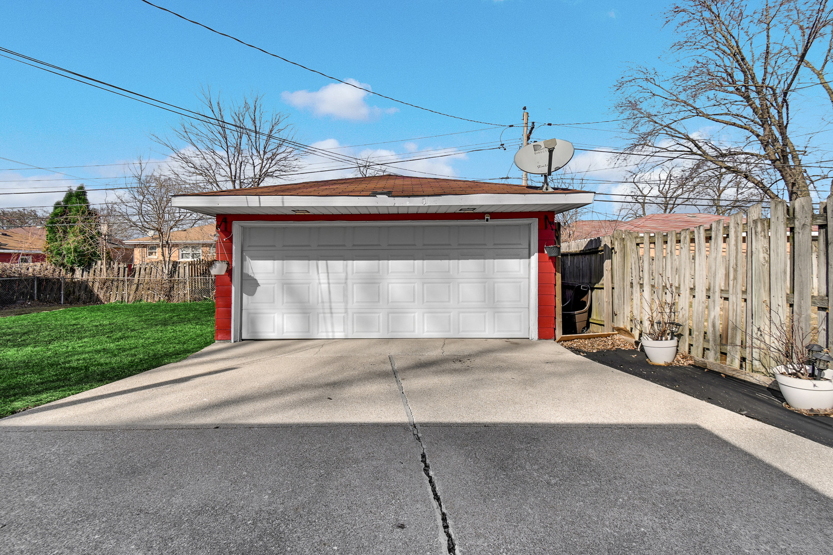686 E 155th Street, South Holland, IL 60473