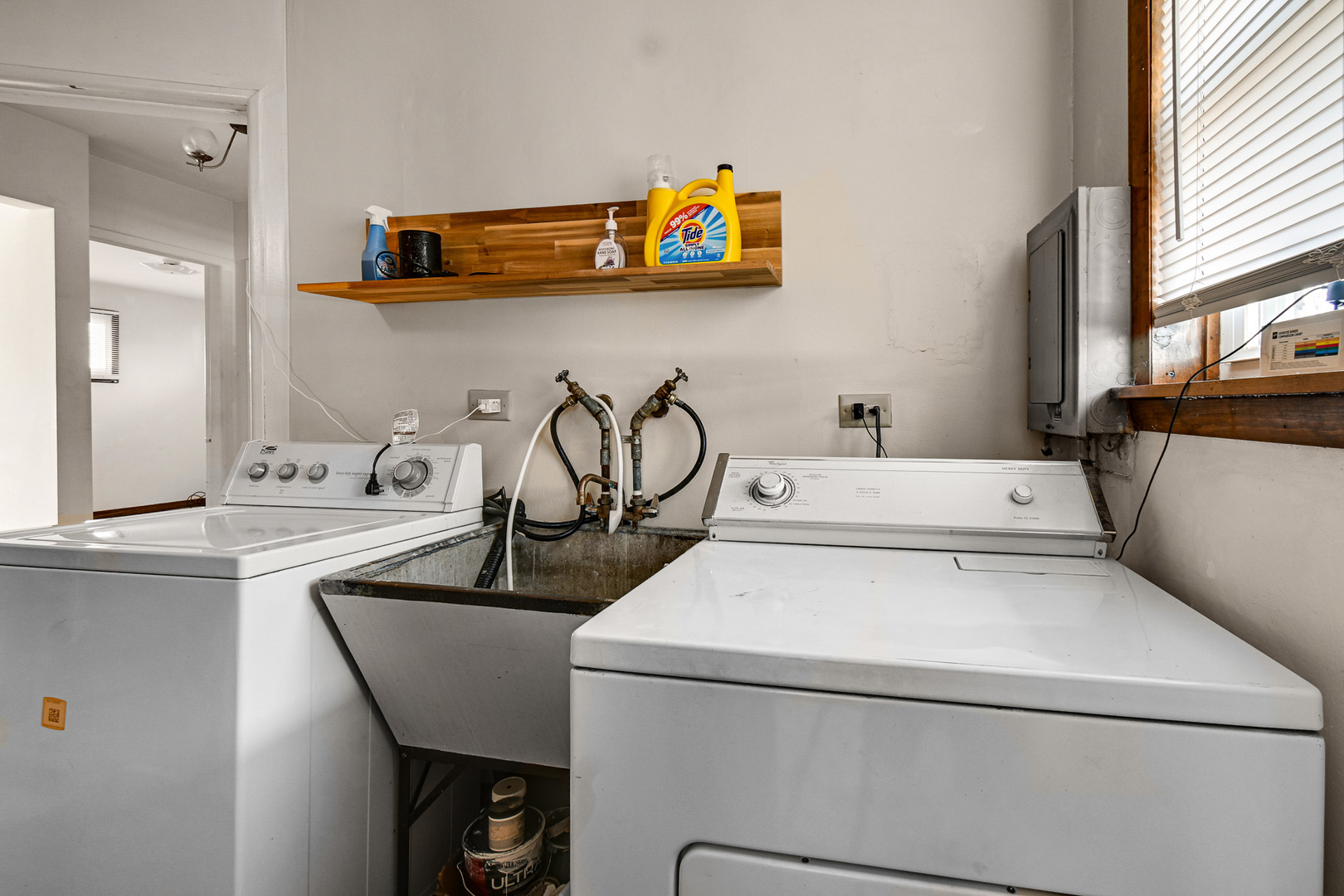 686 E 155th Street, South Holland, IL 60473