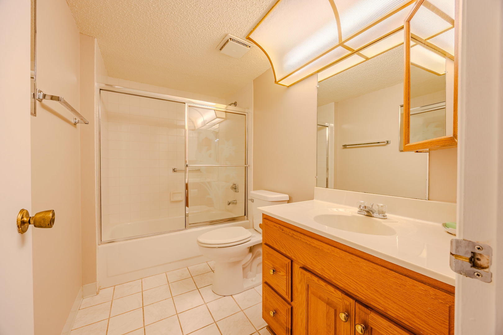 920 Vose Drive #304, Gurnee, IL 60031