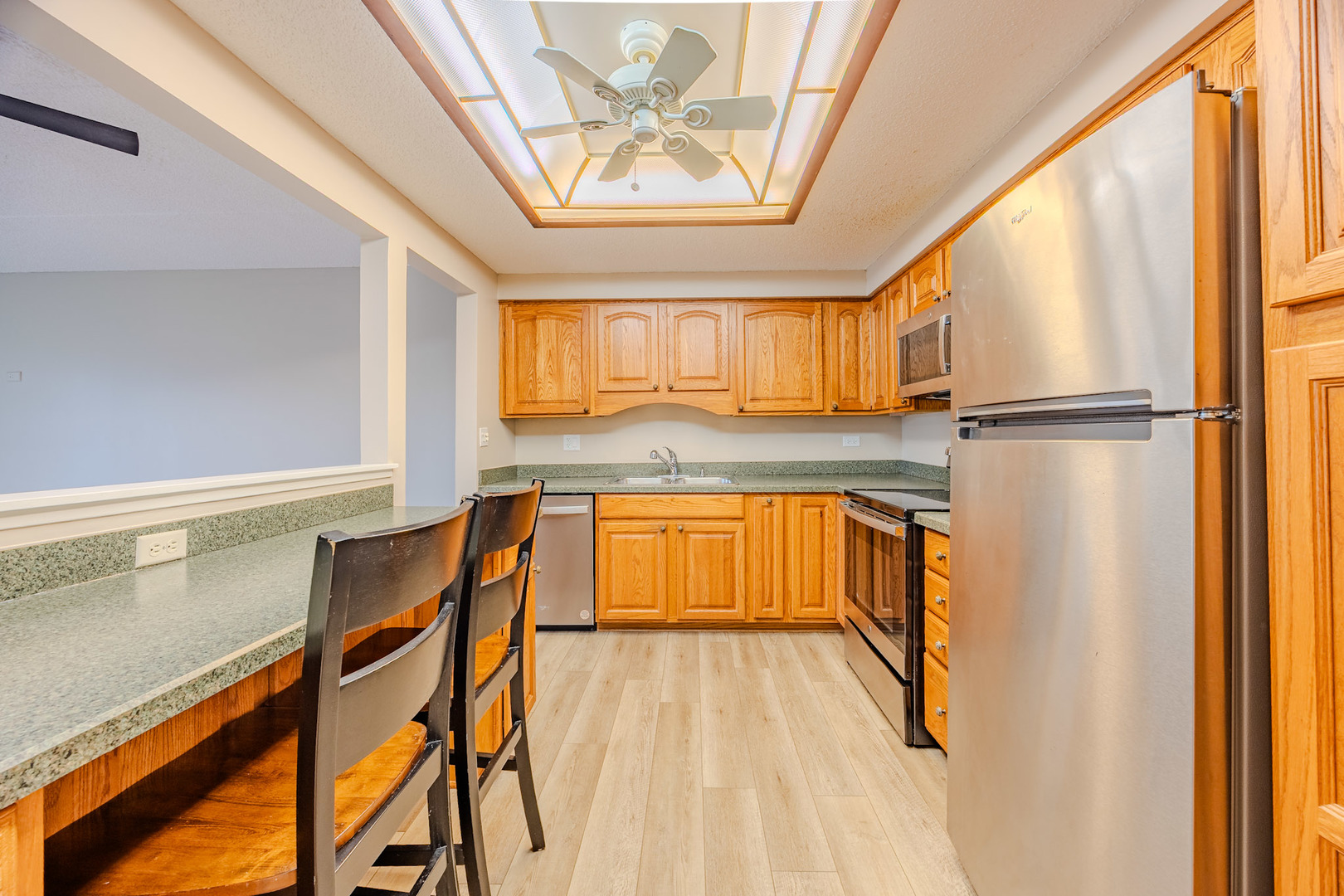 920 Vose Drive #304, Gurnee, IL 60031