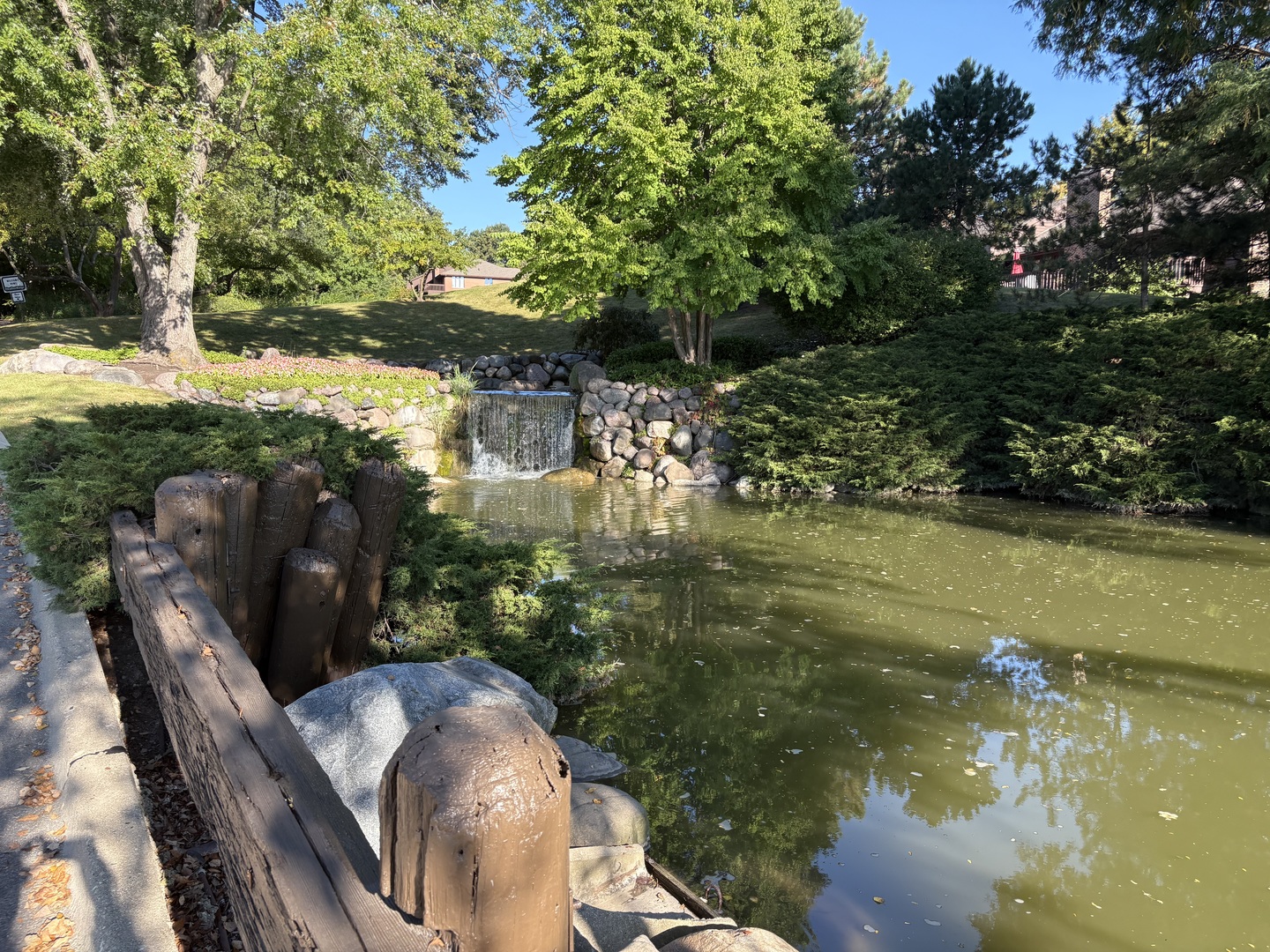 920 Vose Drive #304, Gurnee, IL 60031