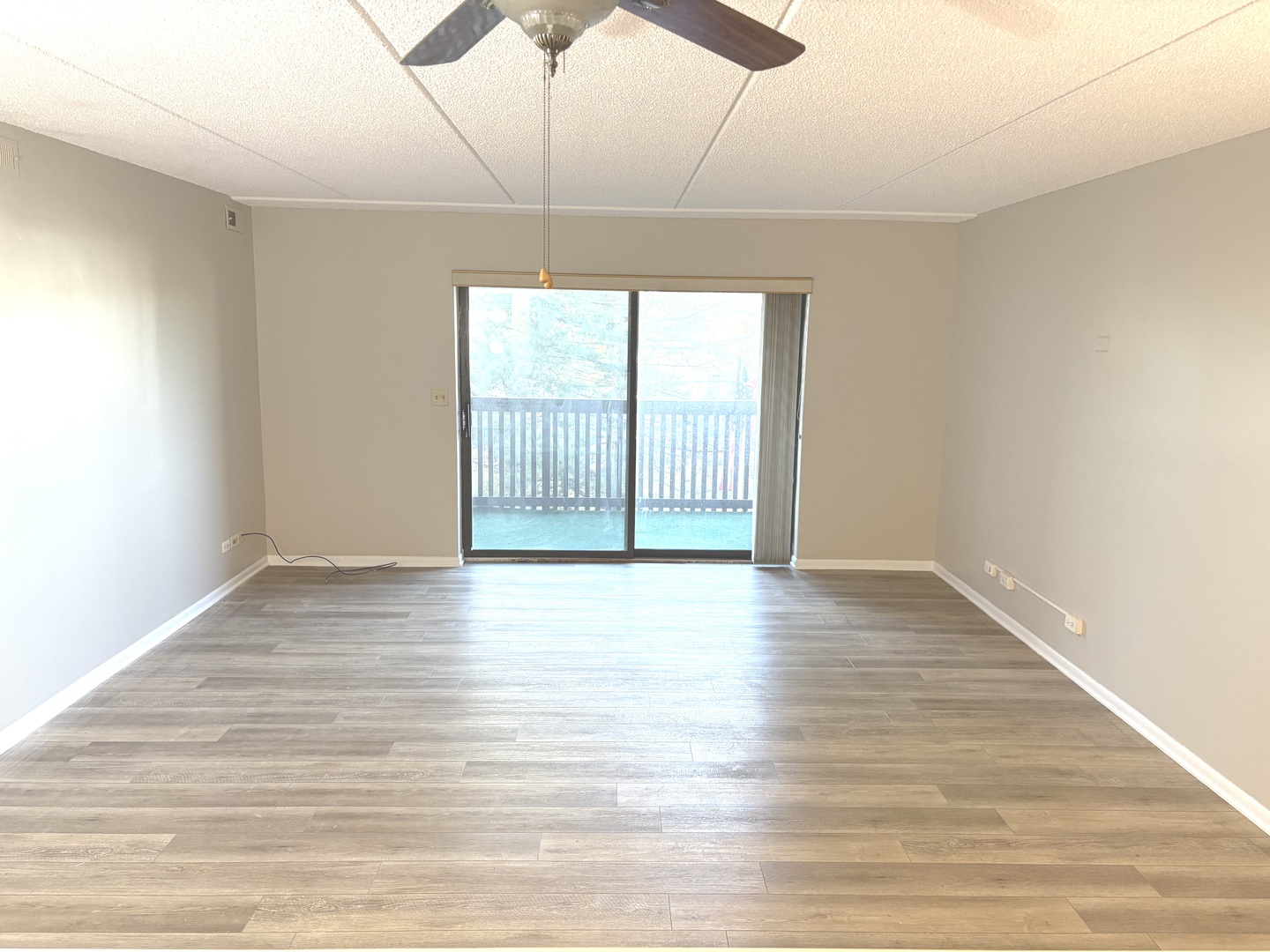 920 Vose Drive #304, Gurnee, IL 60031