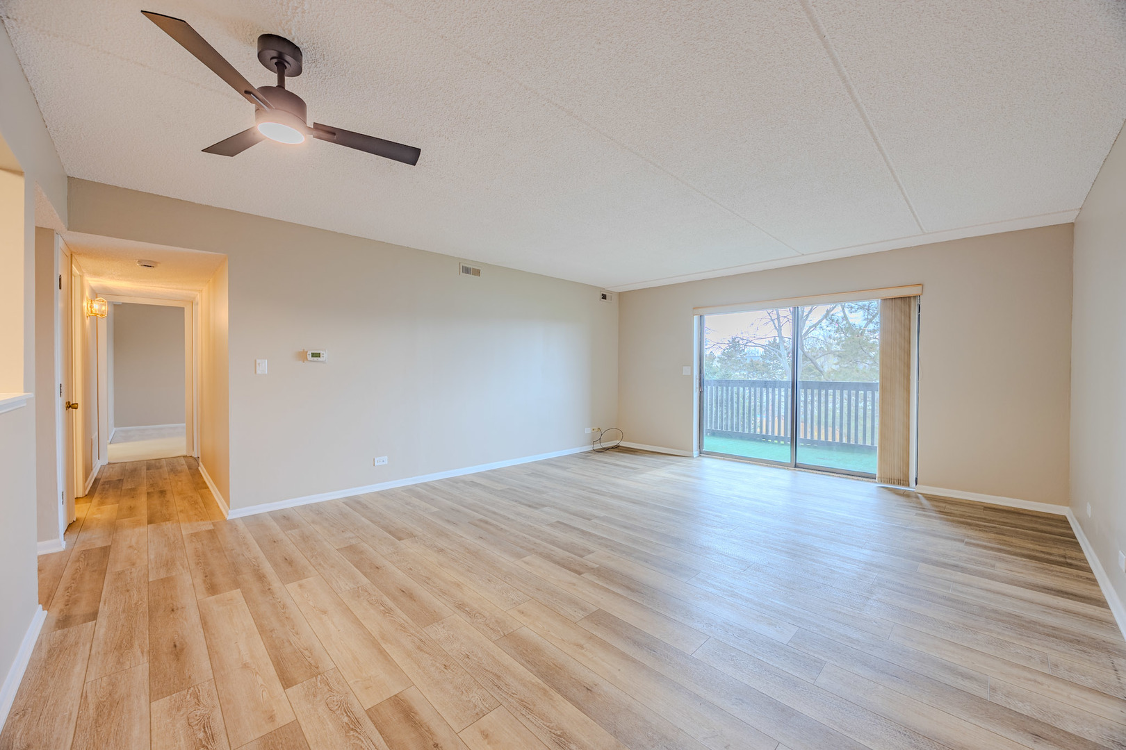 920 Vose Drive #304, Gurnee, IL 60031