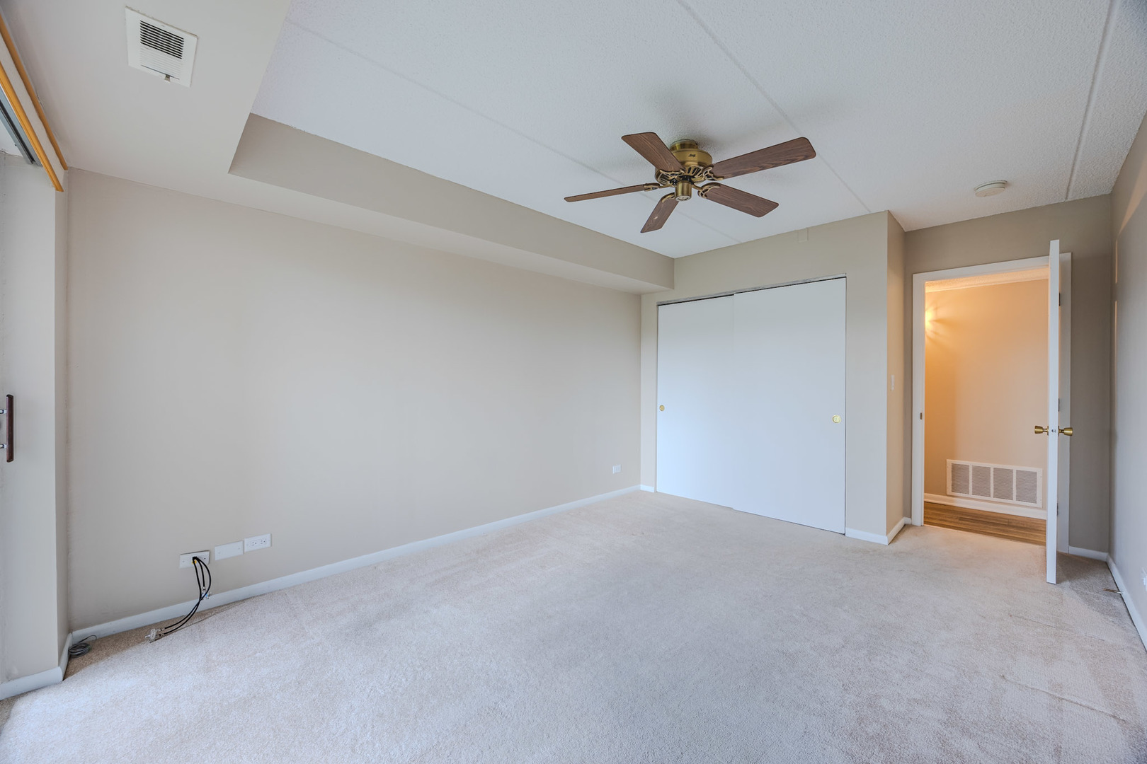 920 Vose Drive #304, Gurnee, IL 60031