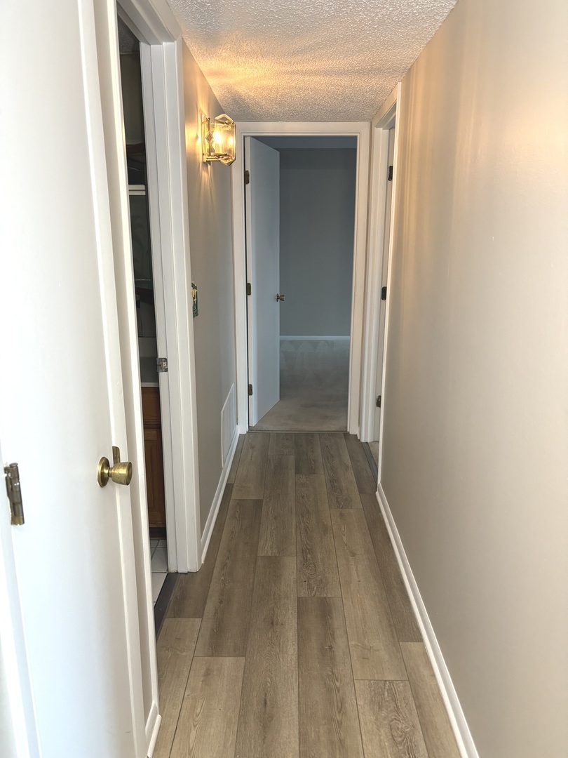 920 Vose Drive #304, Gurnee, IL 60031