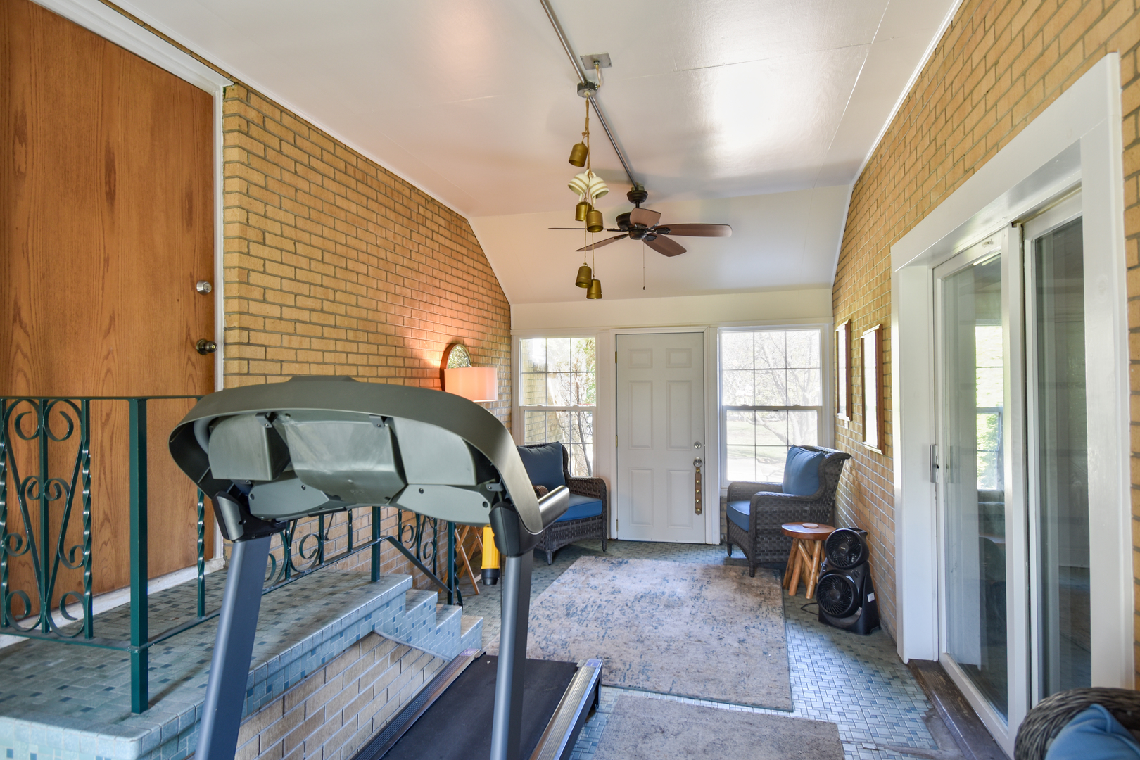 1005 Black Rd., Joliet, IL 60435