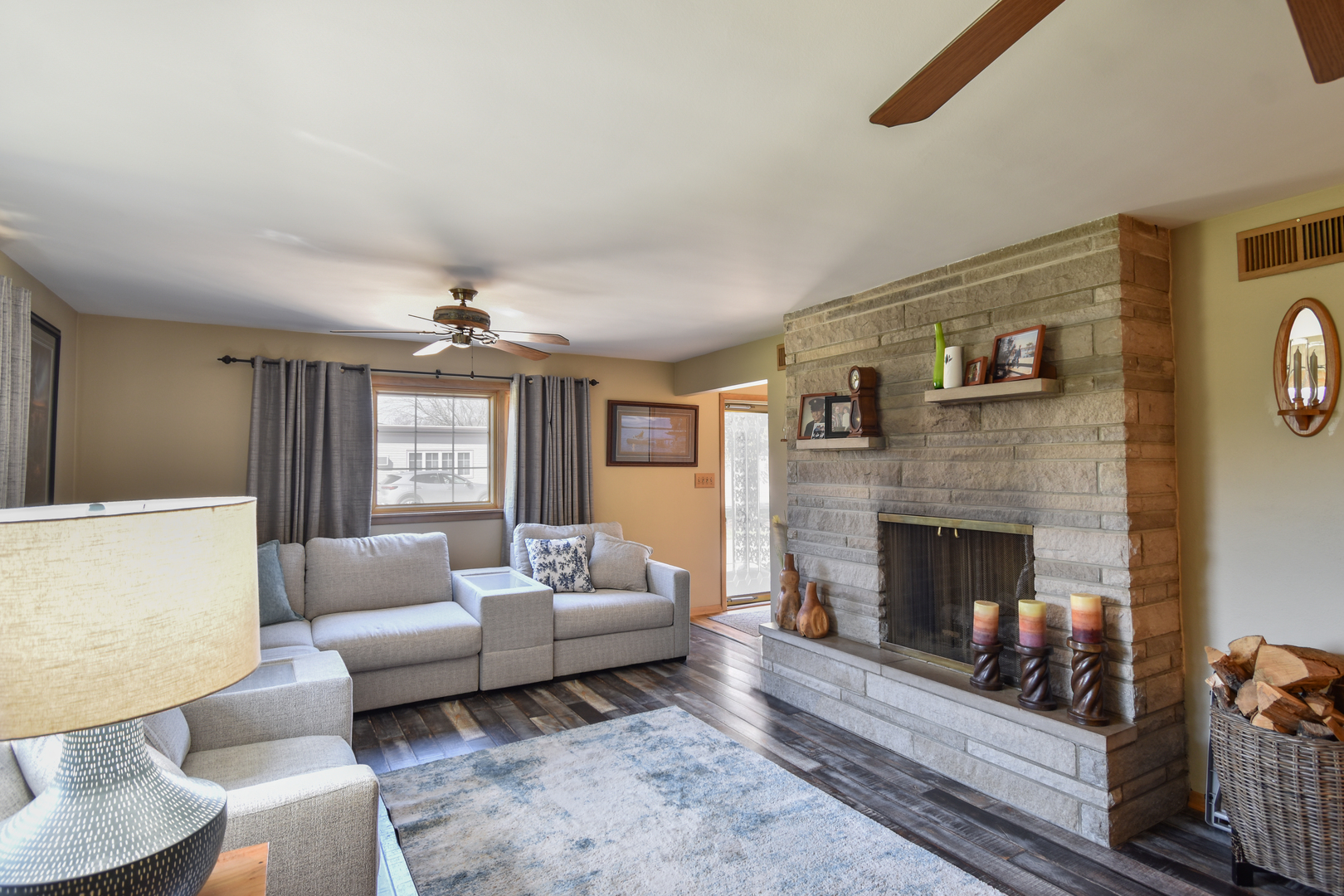 1005 Black Rd., Joliet, IL 60435