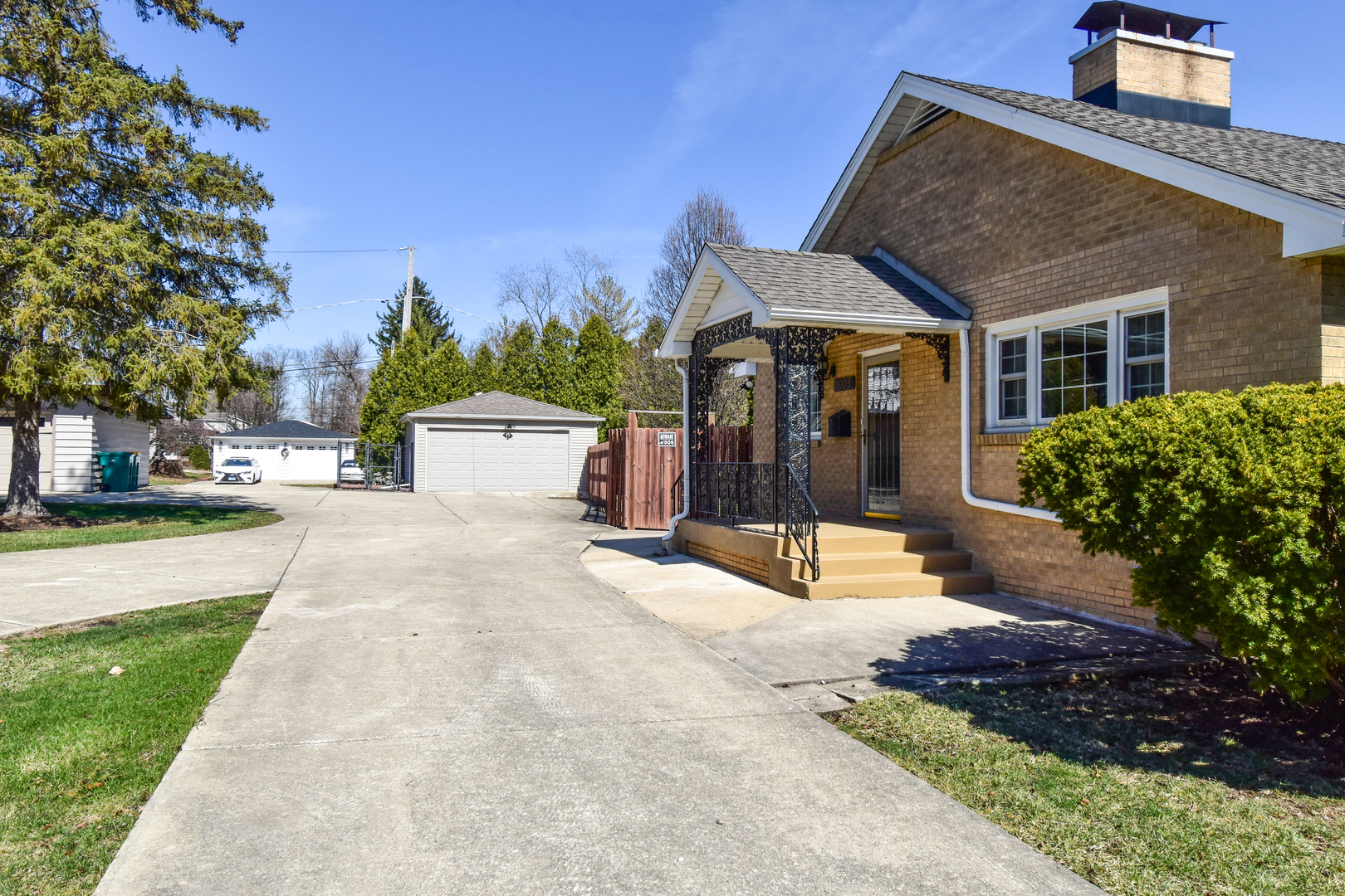 1005 Black Rd., Joliet, IL 60435