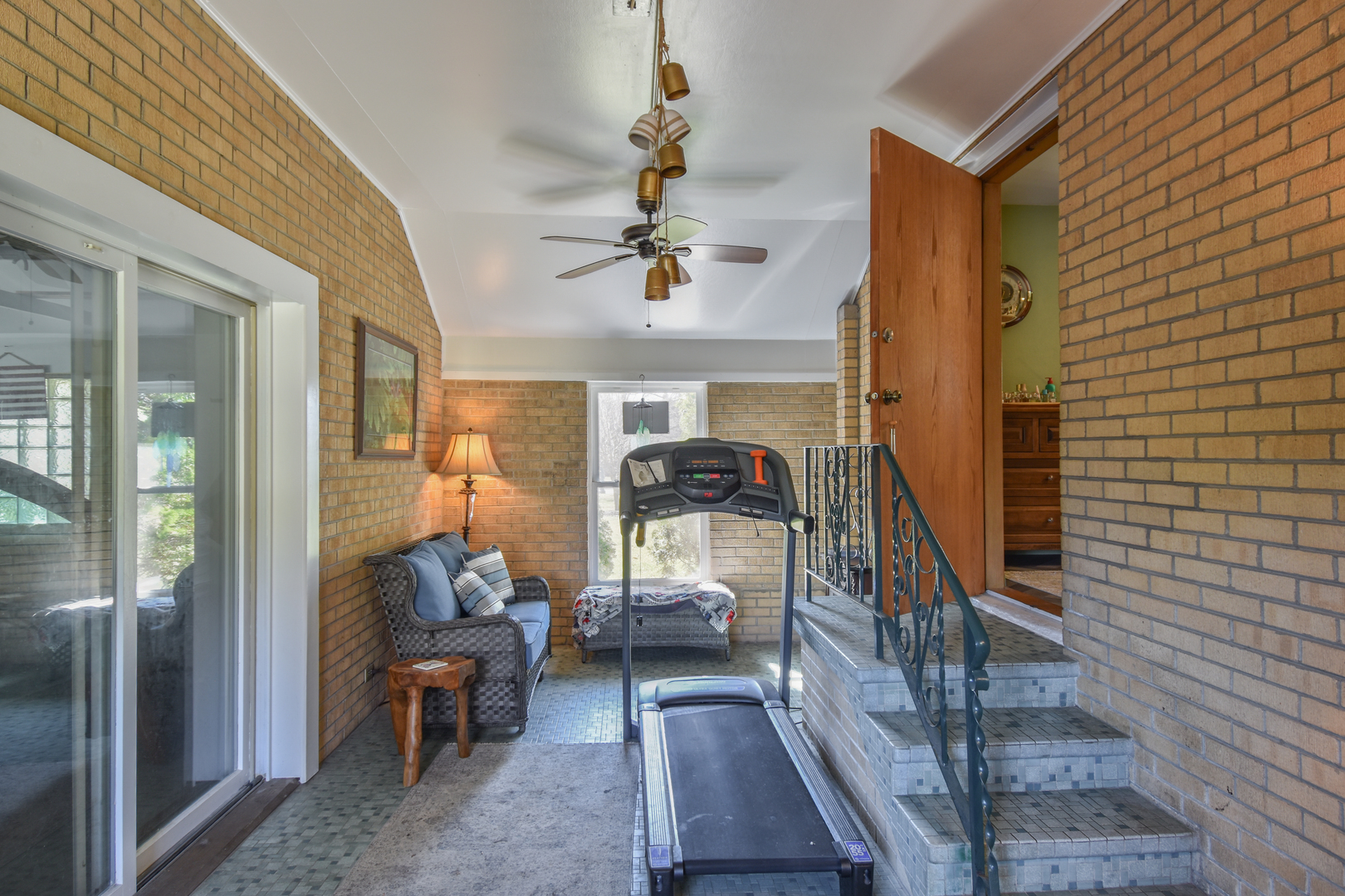 1005 Black Rd., Joliet, IL 60435