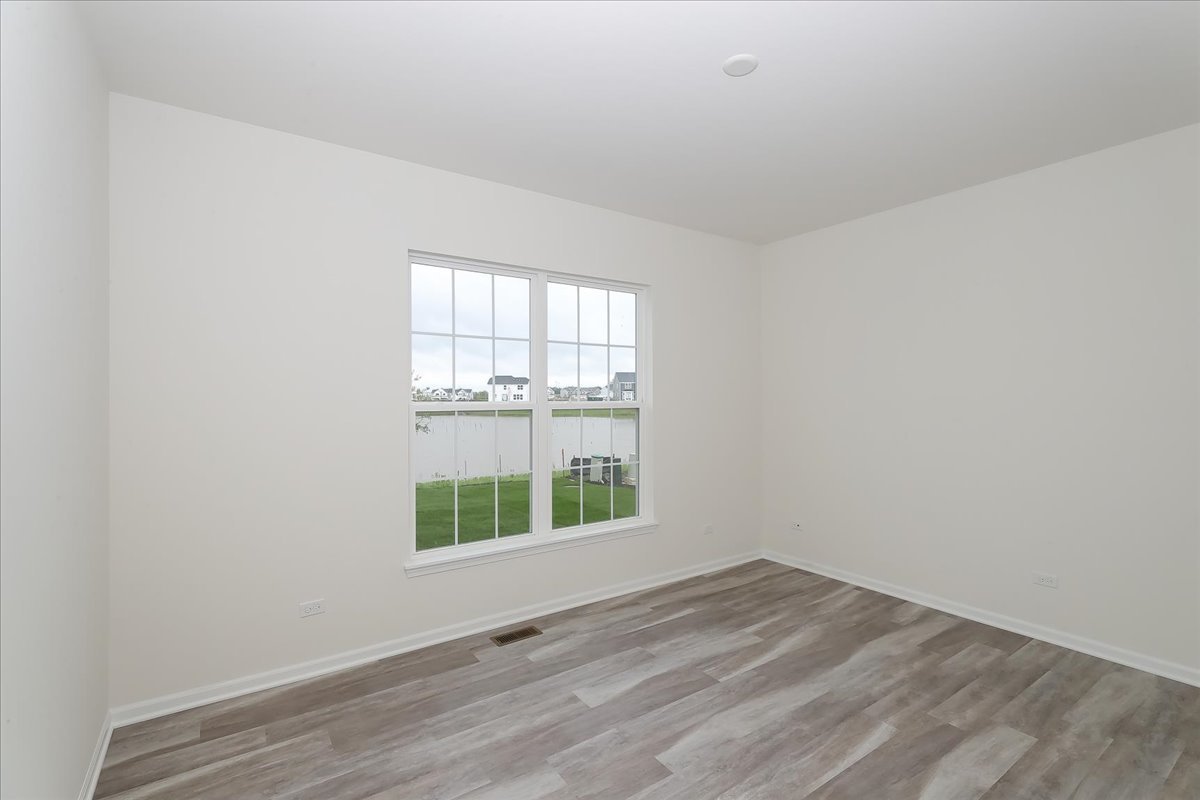 10782 Chadsey Road, Huntley, IL 60142