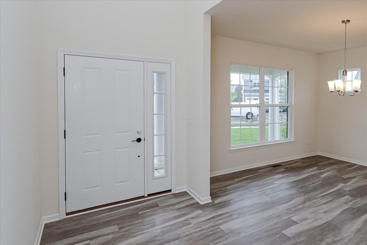 10782 Chadsey Road, Huntley, IL 60142