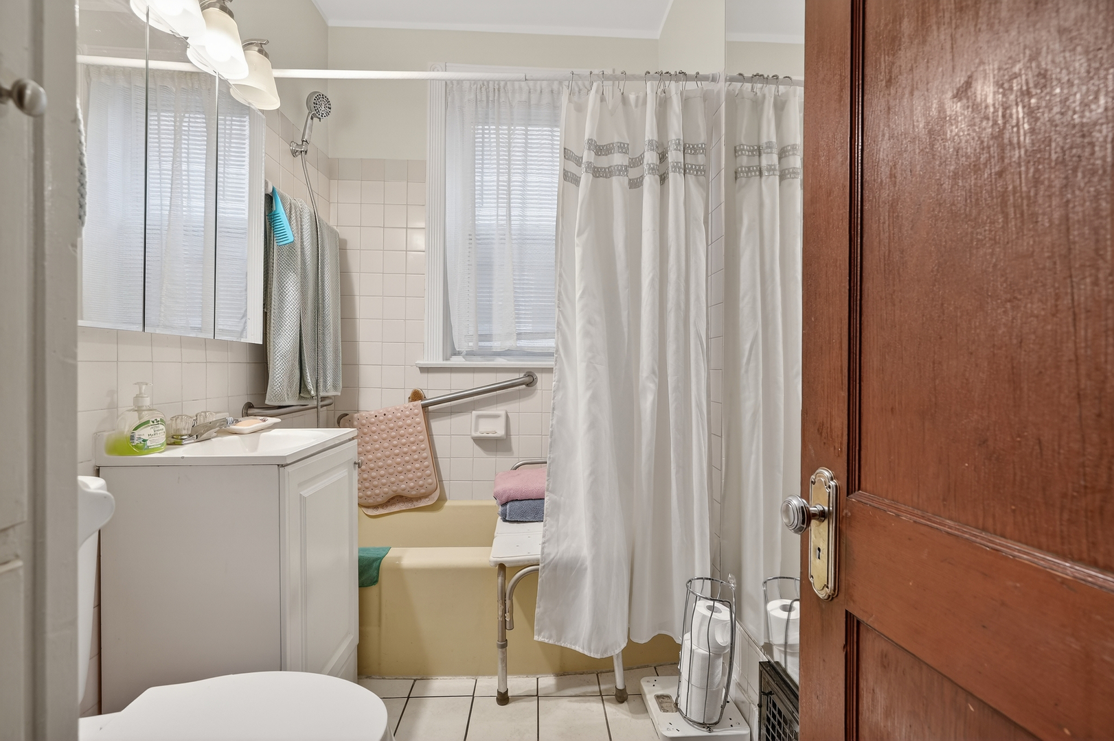 4217 S Mozart Avenue, Chicago, IL 60632