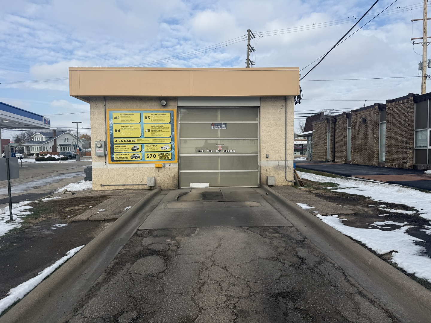 1585 Rand Road #C, Des Plaines, IL 60016