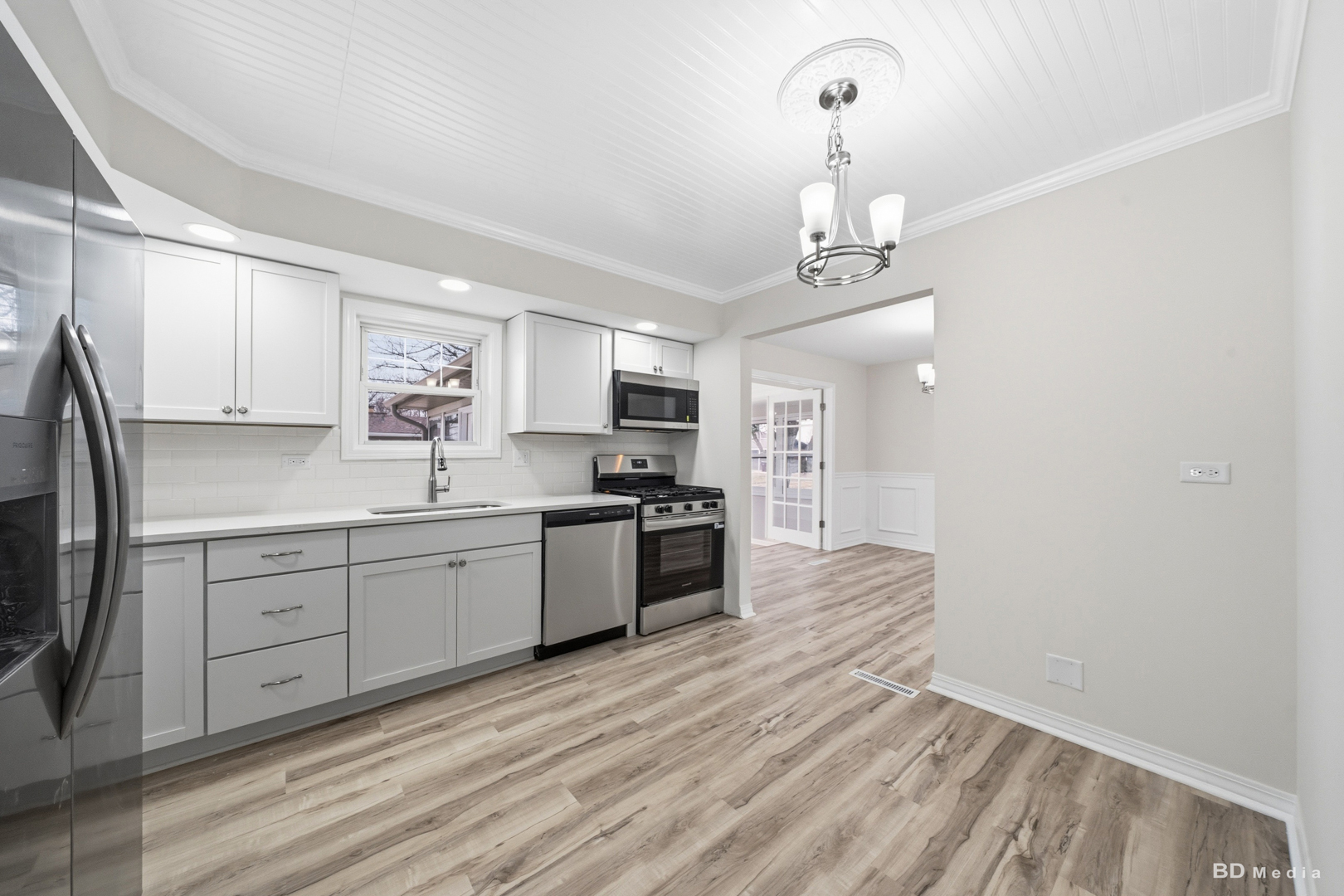 15118 Hillside Avenue, Oak Forest, IL 60452