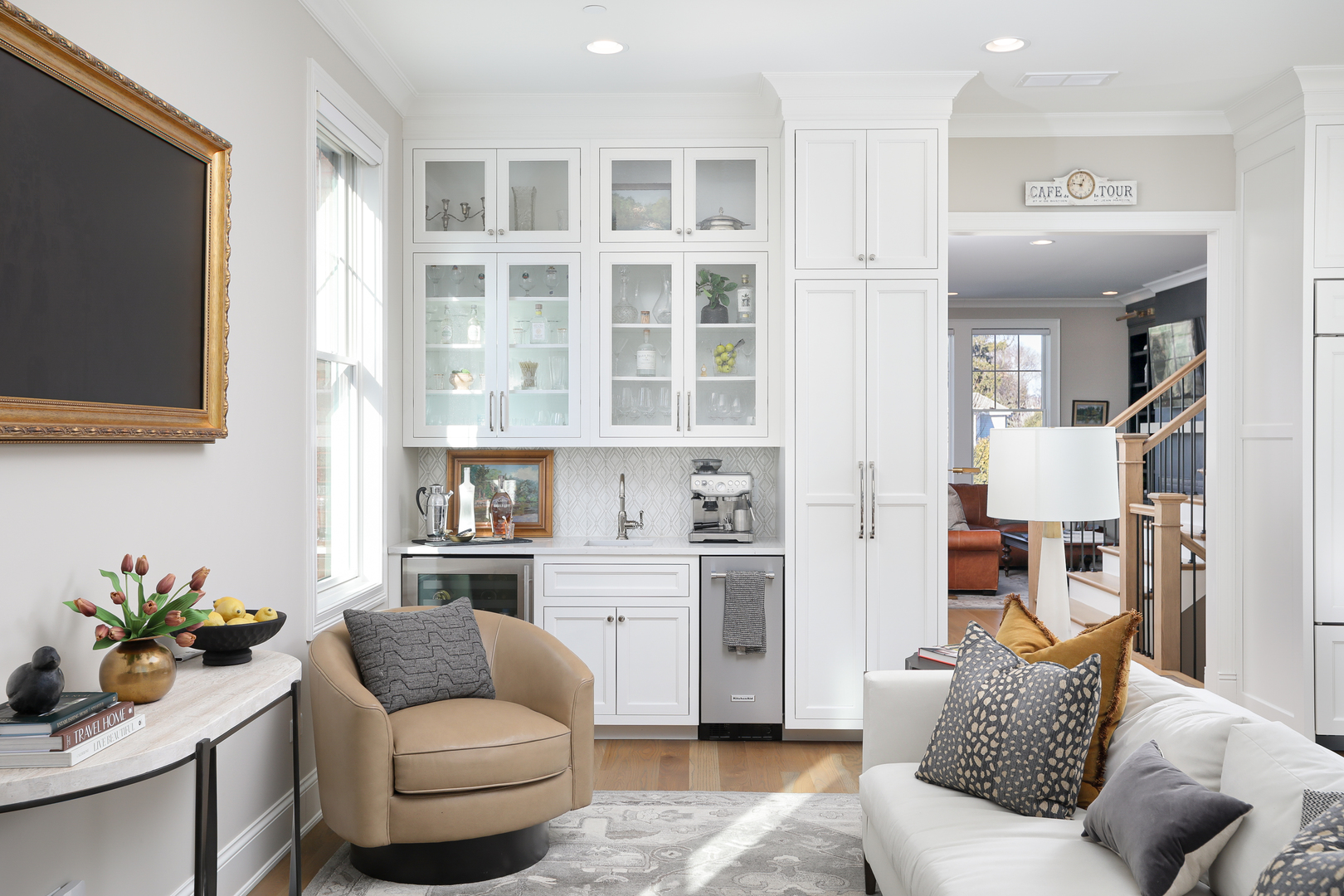 932 E Chicago Avenue, Naperville, IL 60540