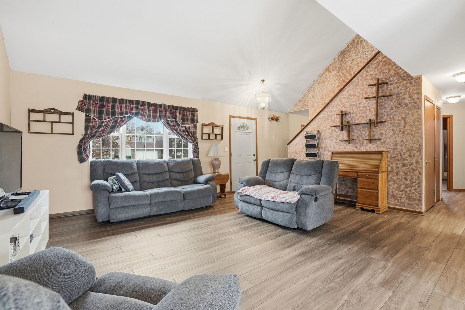 816 Ann Street, Joliet, IL 60435