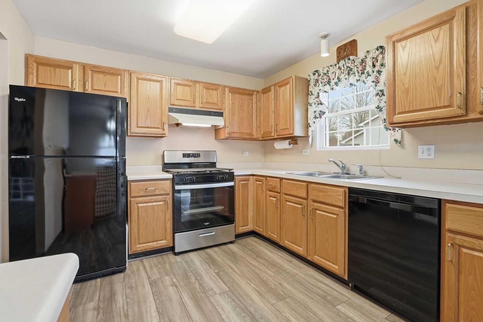 816 Ann Street, Joliet, IL 60435