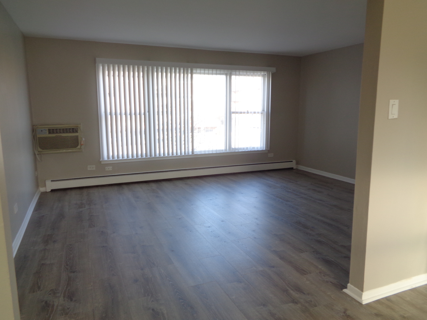 8701 S 81st Court #3, Hickory Hills, IL 60457