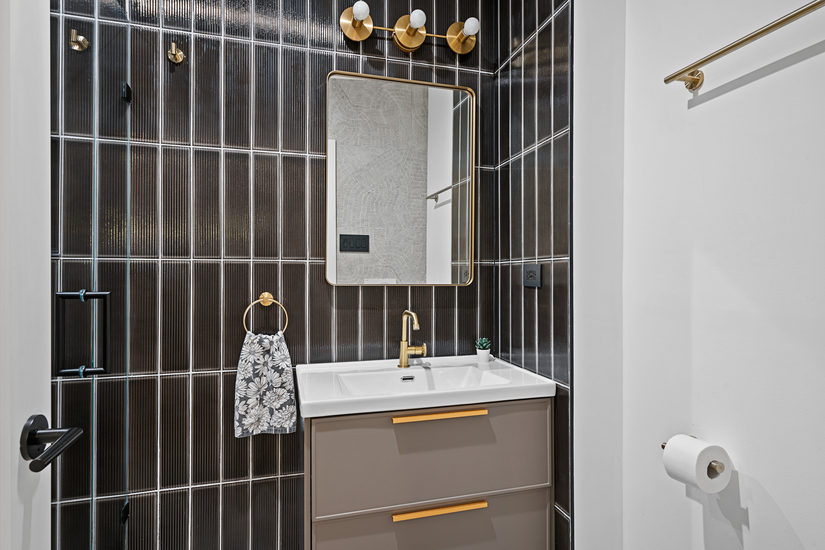 2124 N Sedgwick Street #CH, Chicago, IL 60614