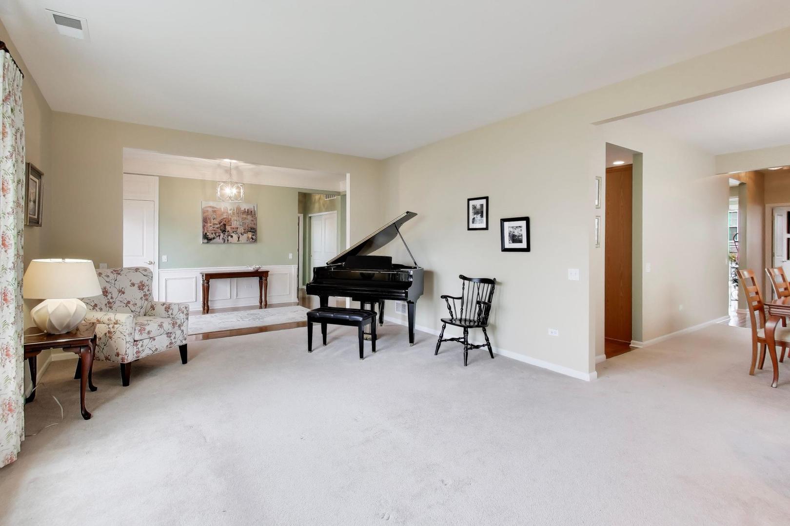 11879 Chatfield Crossing, Huntley, IL 60142