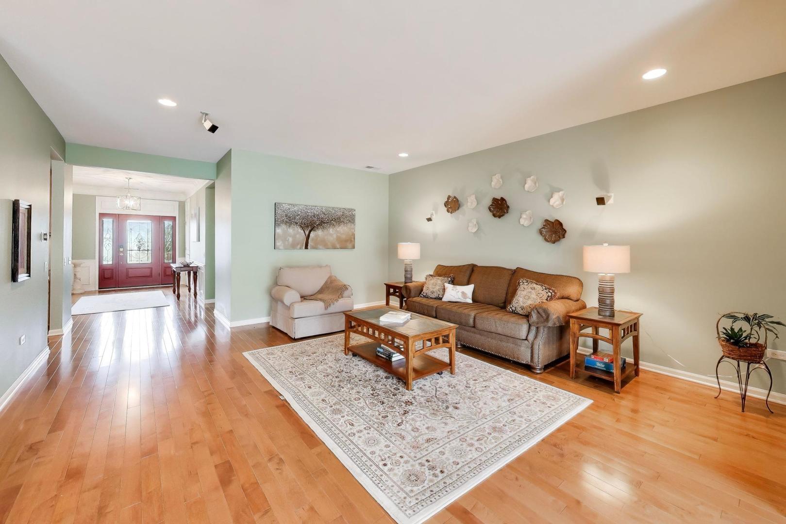 11879 Chatfield Crossing, Huntley, IL 60142