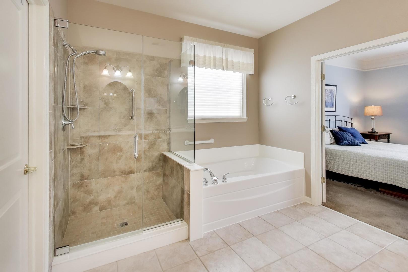 11879 Chatfield Crossing, Huntley, IL 60142