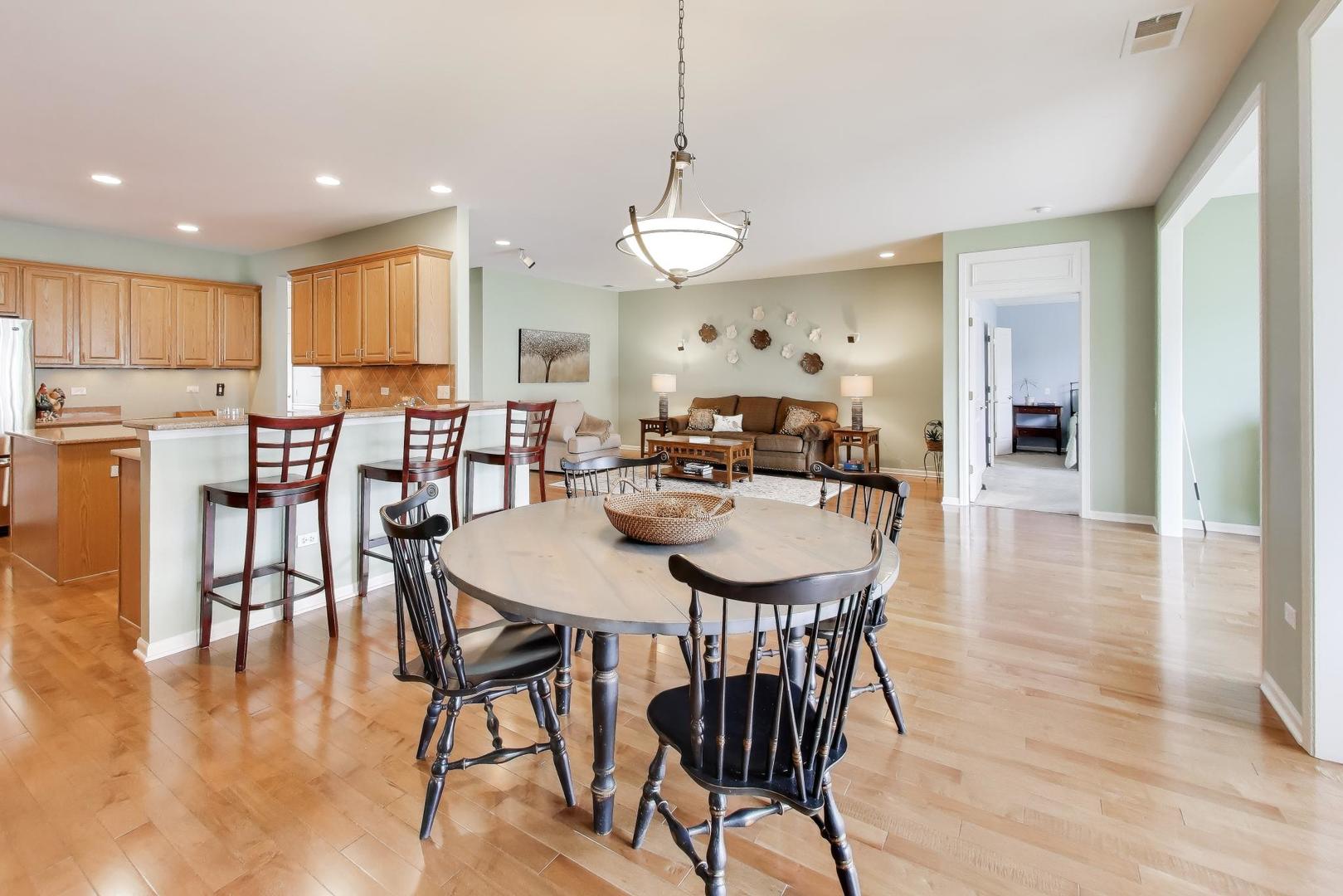 11879 Chatfield Crossing, Huntley, IL 60142