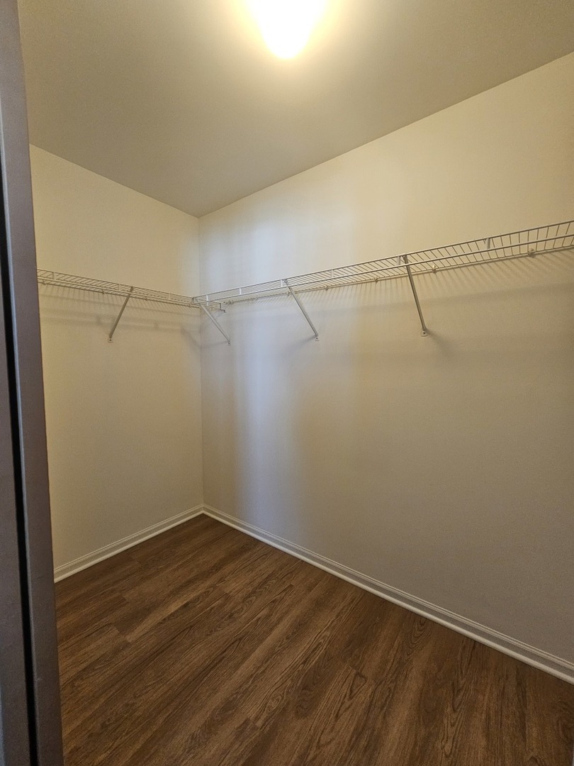 852 Woodewind Drive #-, Naperville, IL 60563